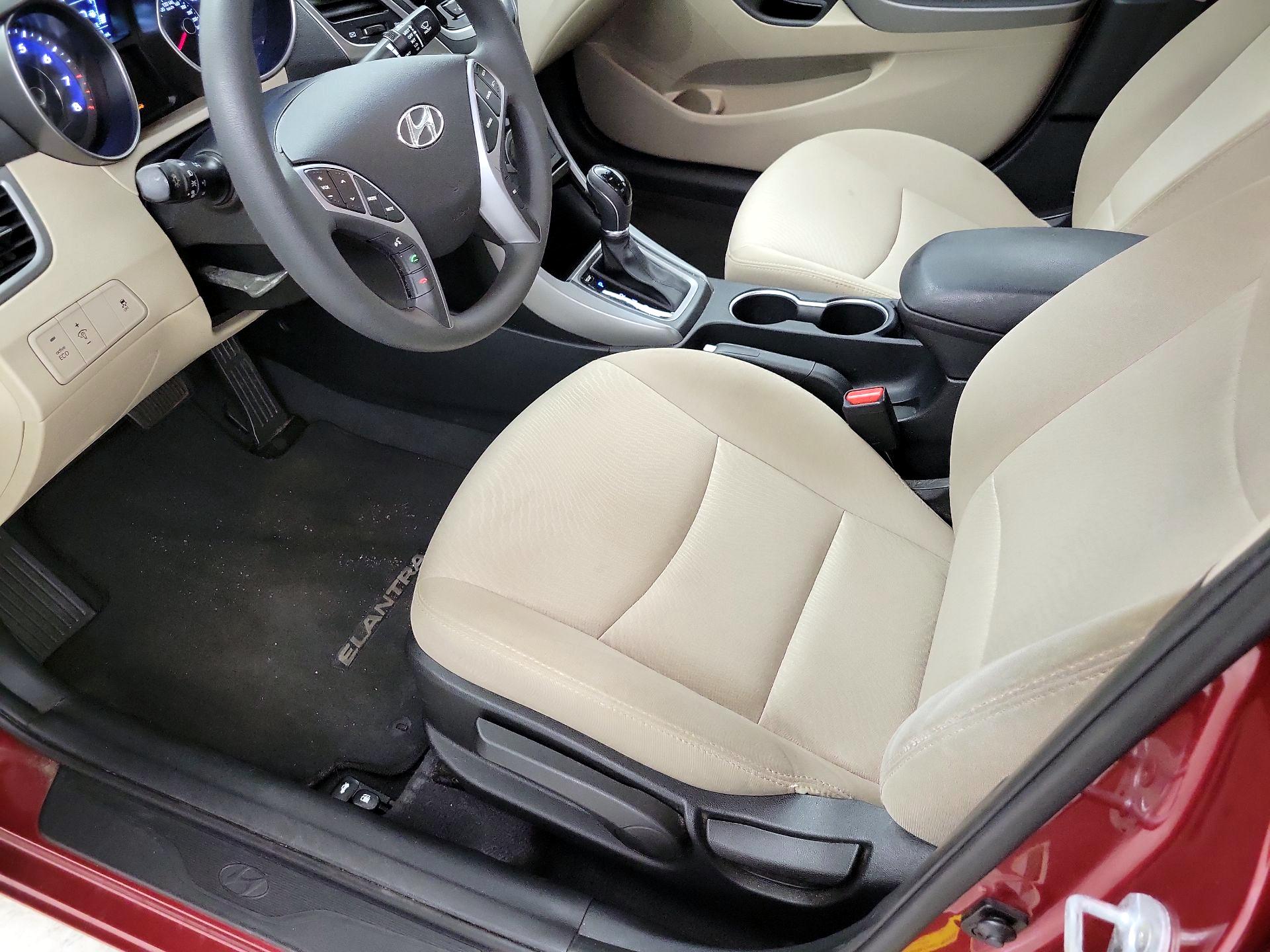 Thumbnail: 2016 Hyundai Elantra - 11