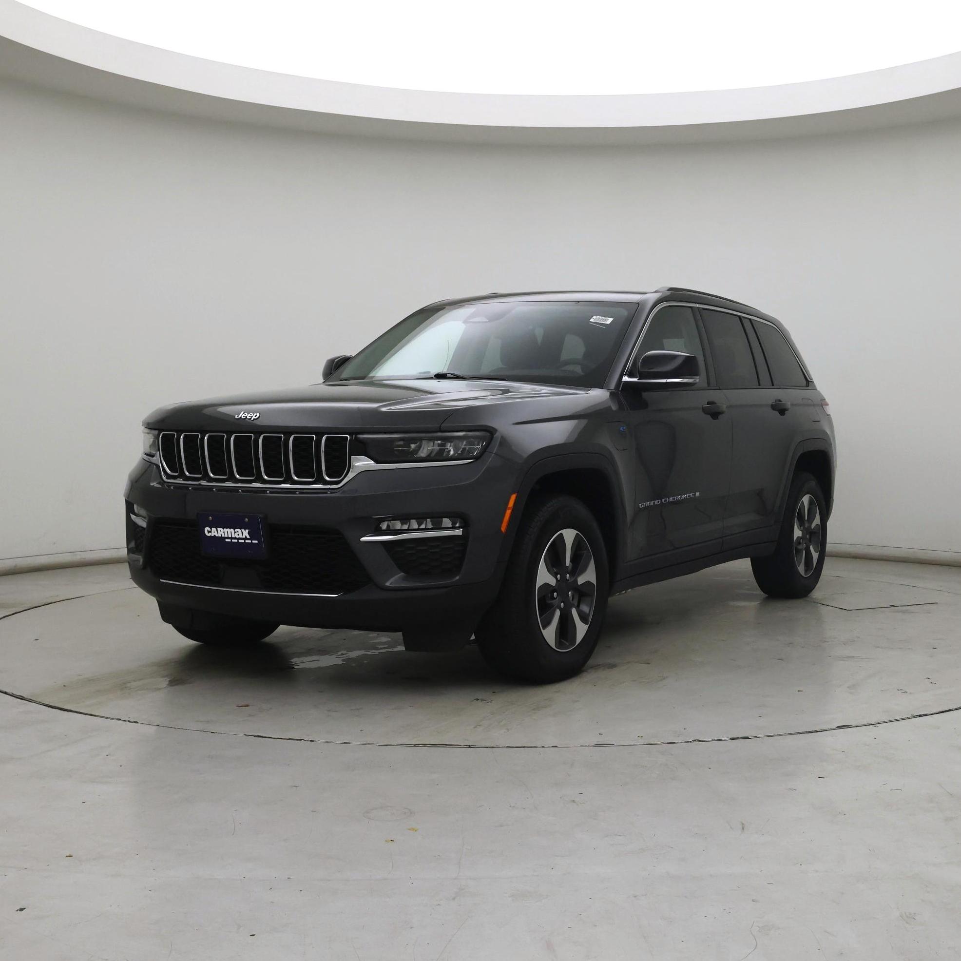 Thumbnail: 2024 Jeep Grand Cherokee - 4