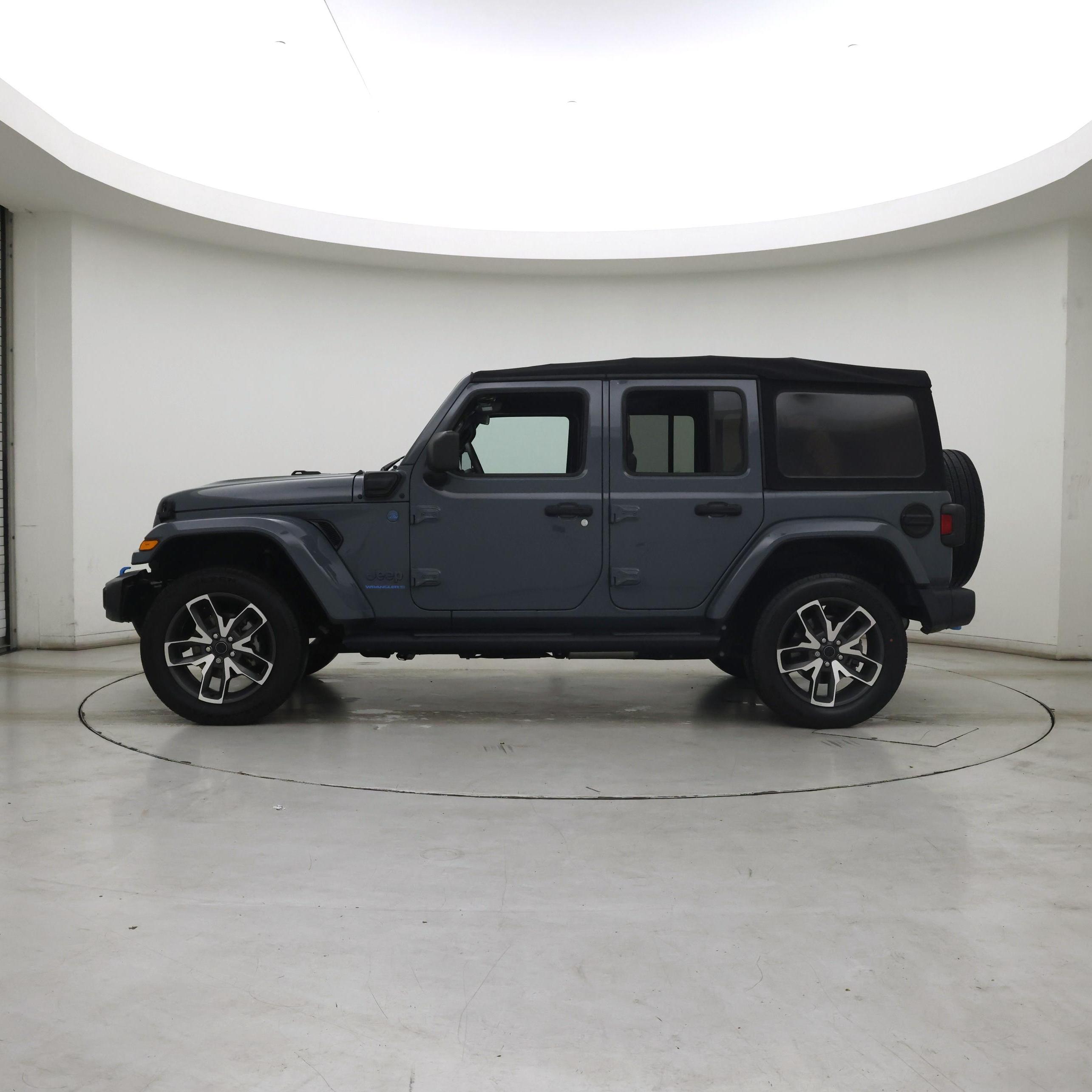 Thumbnail: 2024 Jeep Wrangler - 3