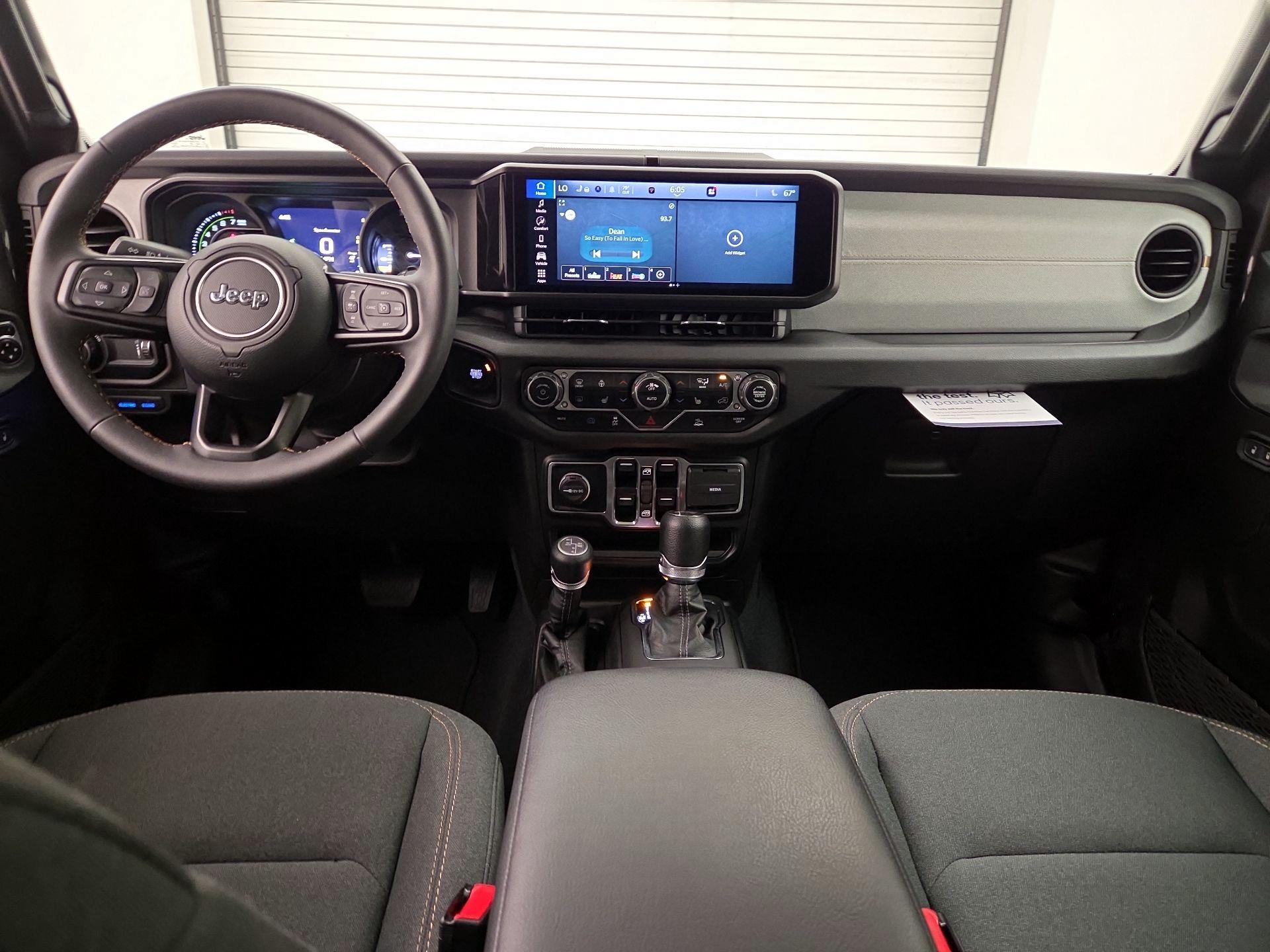 Thumbnail: 2024 Jeep Wrangler - 9