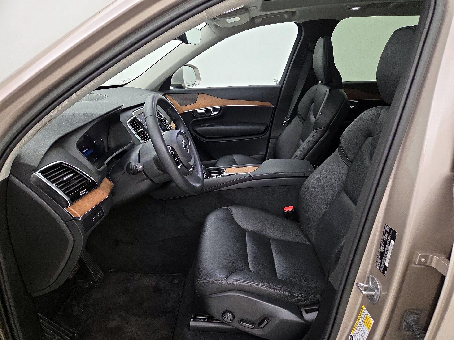 Thumbnail: 2023 Volvo XC90 - 11