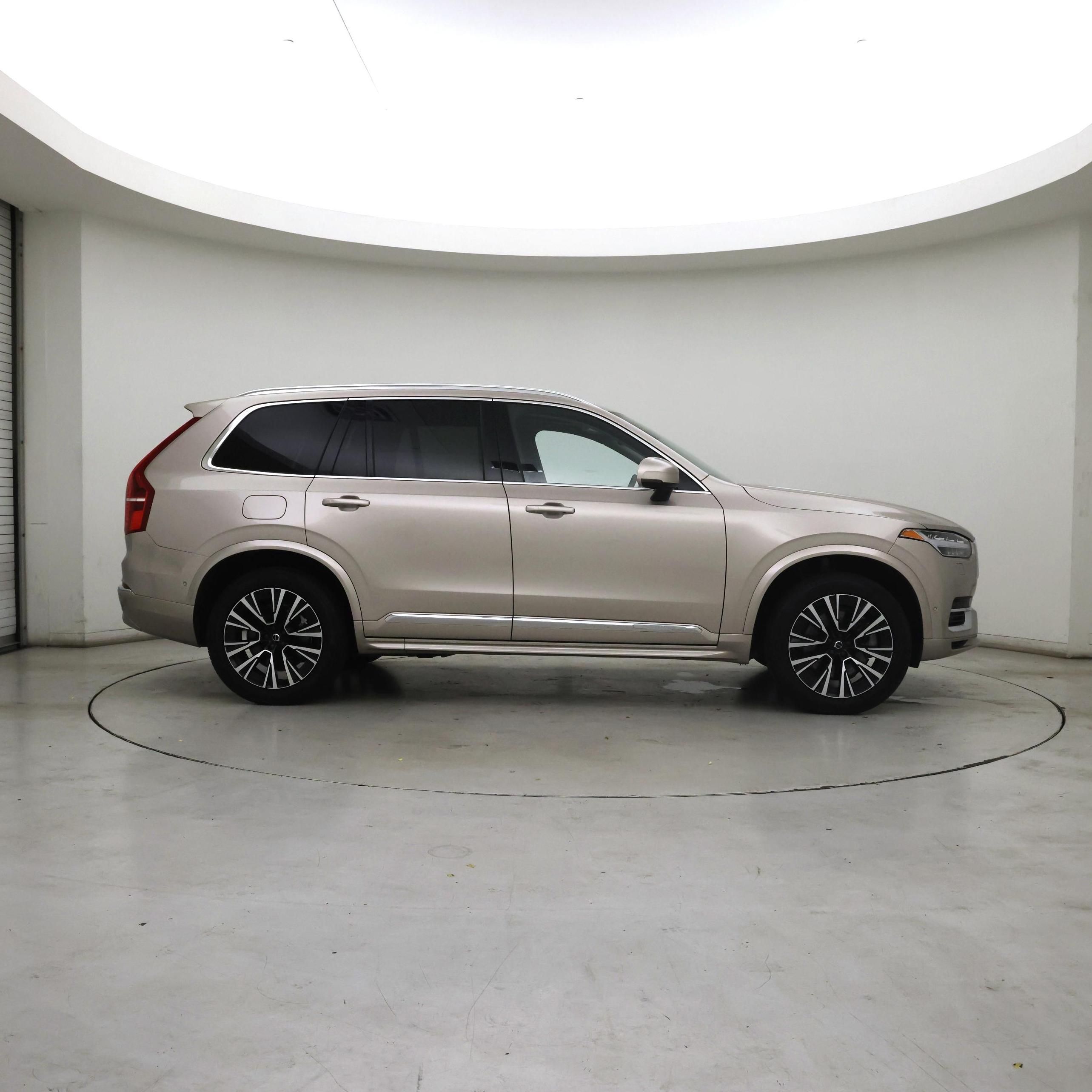 Thumbnail: 2023 Volvo XC90 - 7
