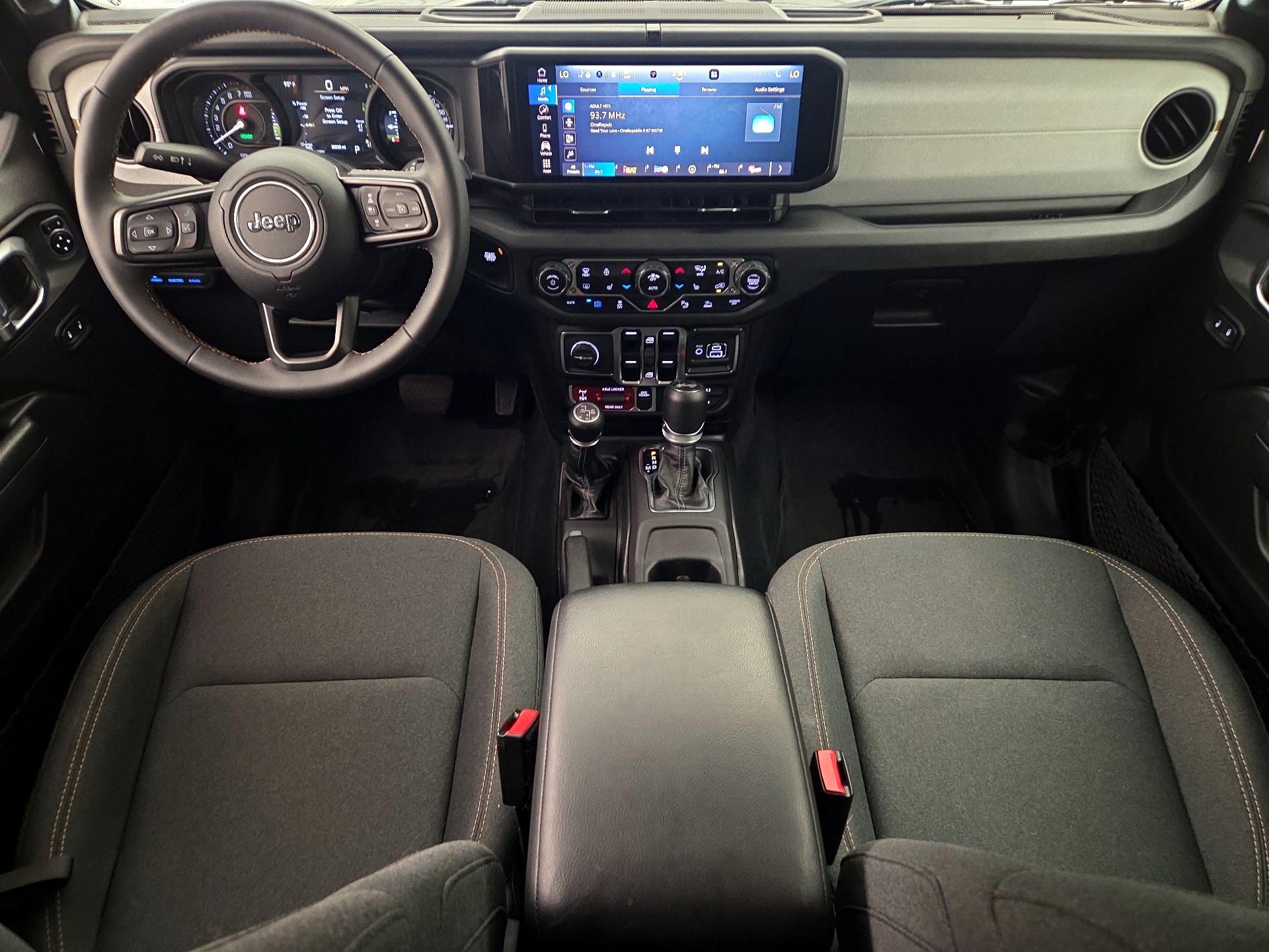 Thumbnail: 2024 Jeep Wrangler - 9