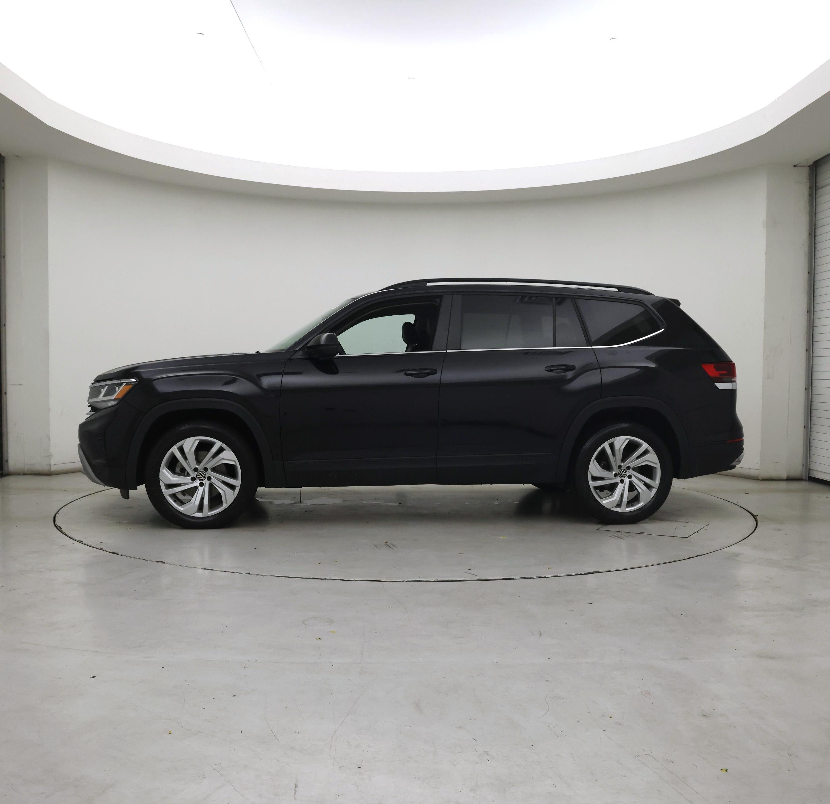 Thumbnail: 2021 Volkswagen Atlas - 3