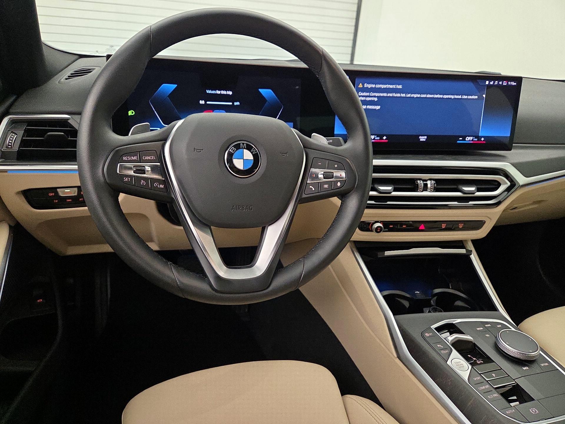 Thumbnail: 2024 BMW 3 Series - 10