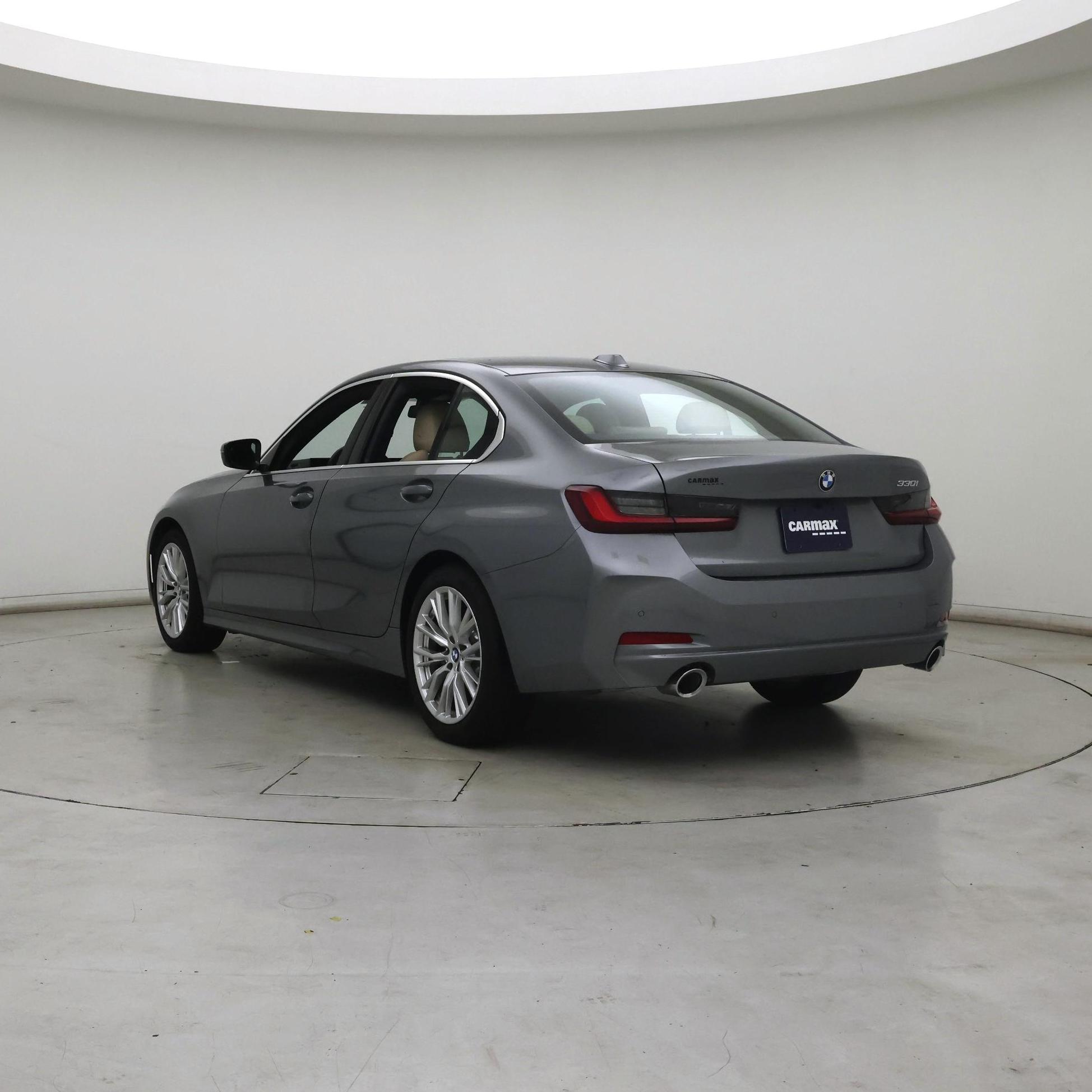 Thumbnail: 2024 BMW 3 Series - 2