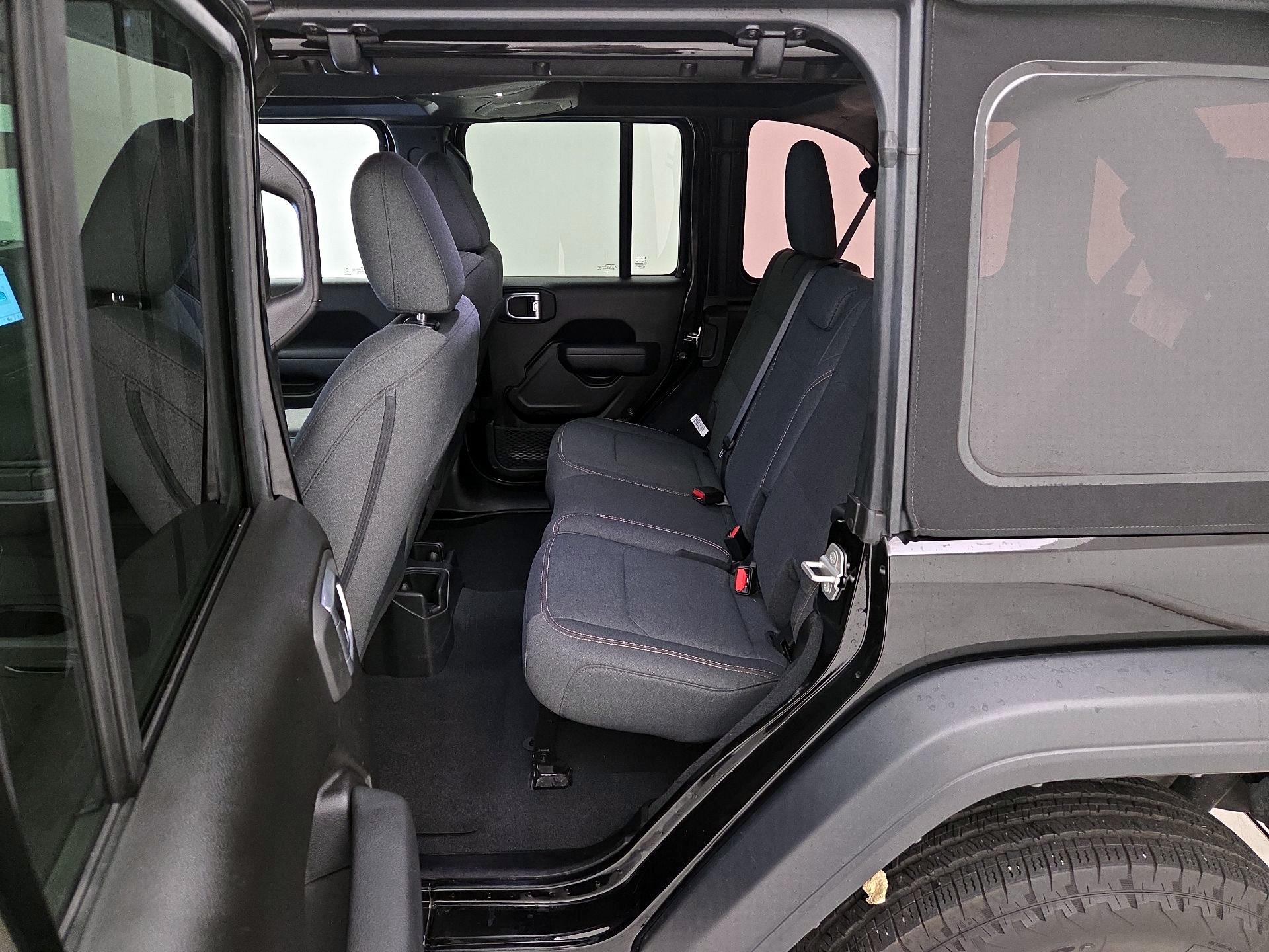 Thumbnail: 2024 Jeep Wrangler - 19