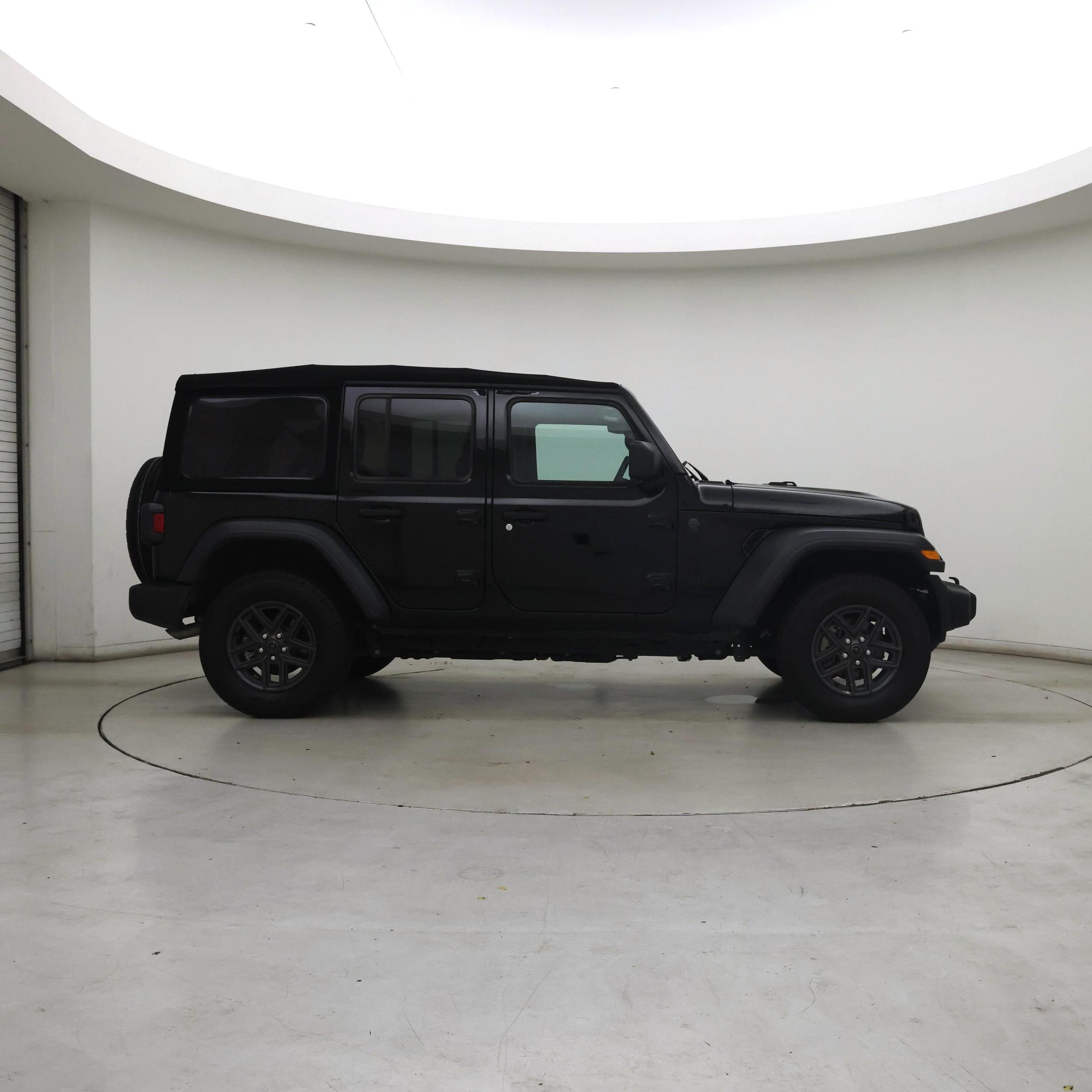 Thumbnail: 2024 Jeep Wrangler - 7