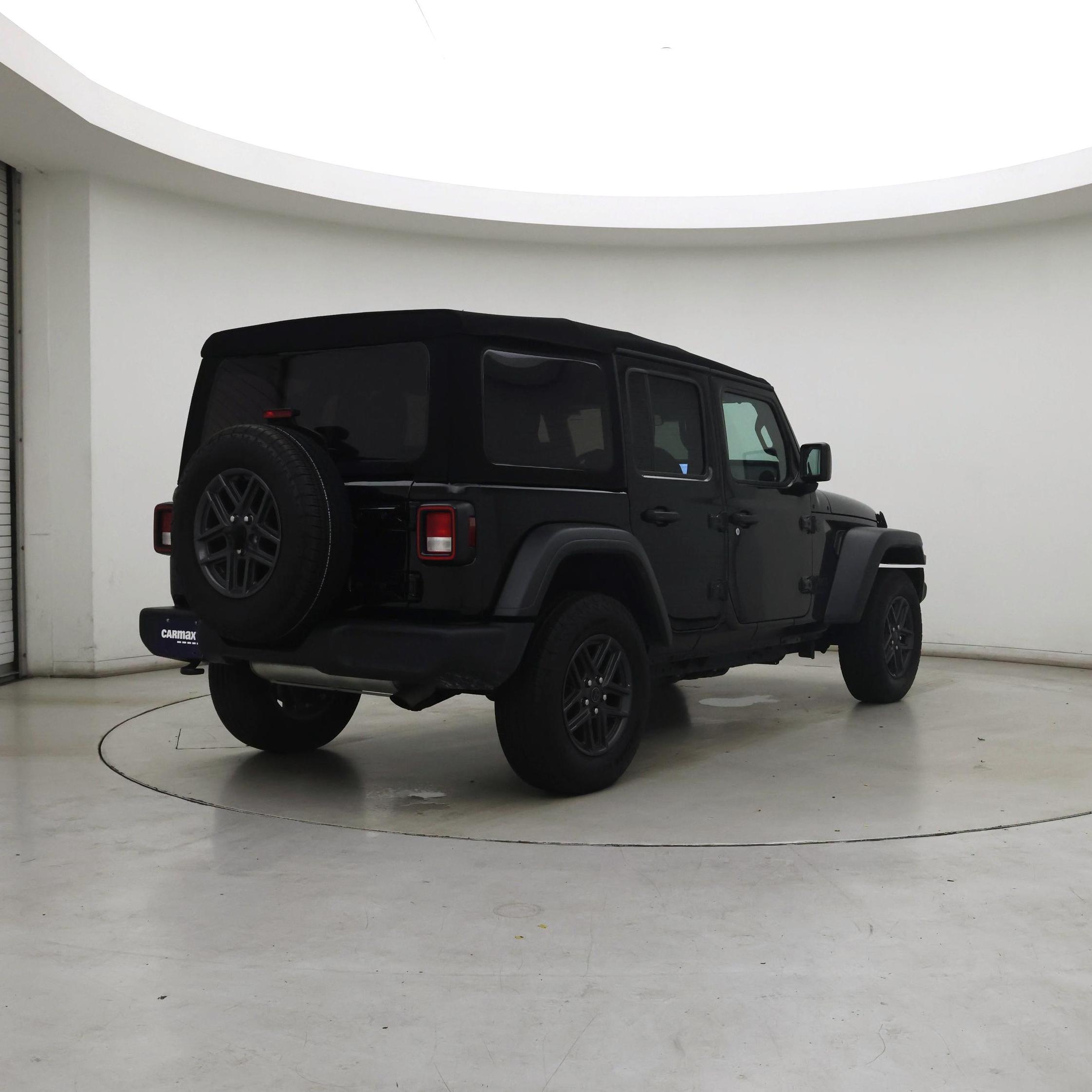 Thumbnail: 2024 Jeep Wrangler - 8