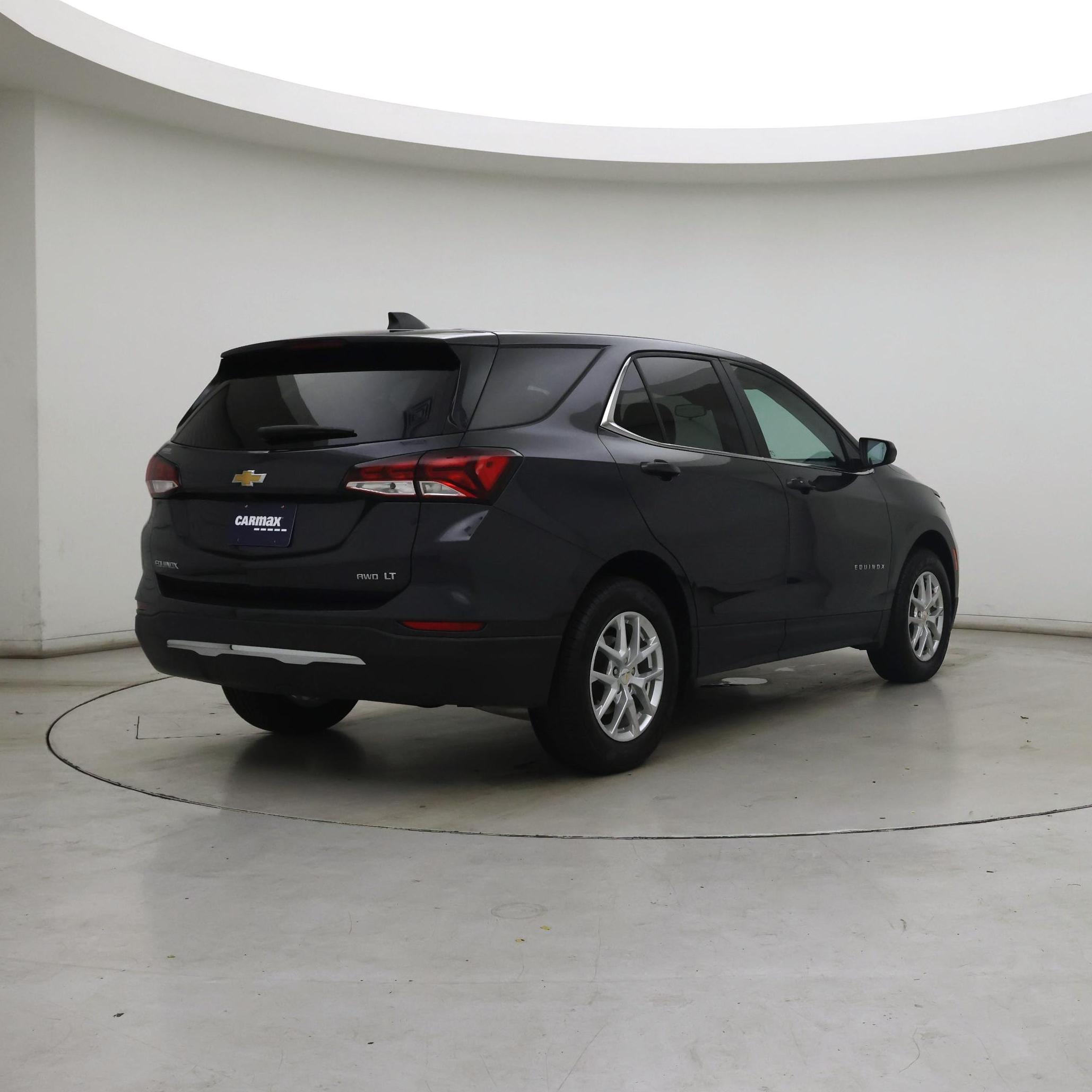 Thumbnail: 2022 Chevrolet Equinox - 8