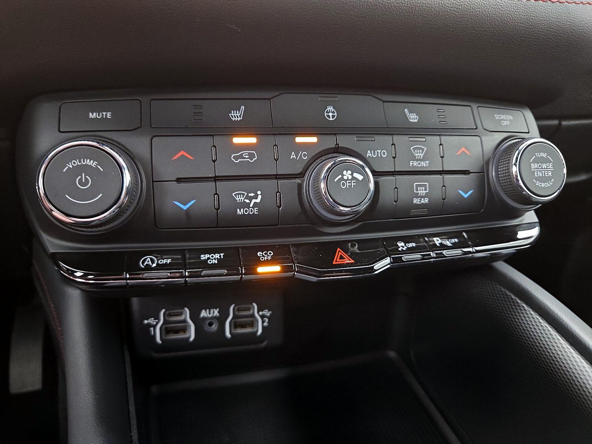 Thumbnail: 2025 Dodge Durango - 17