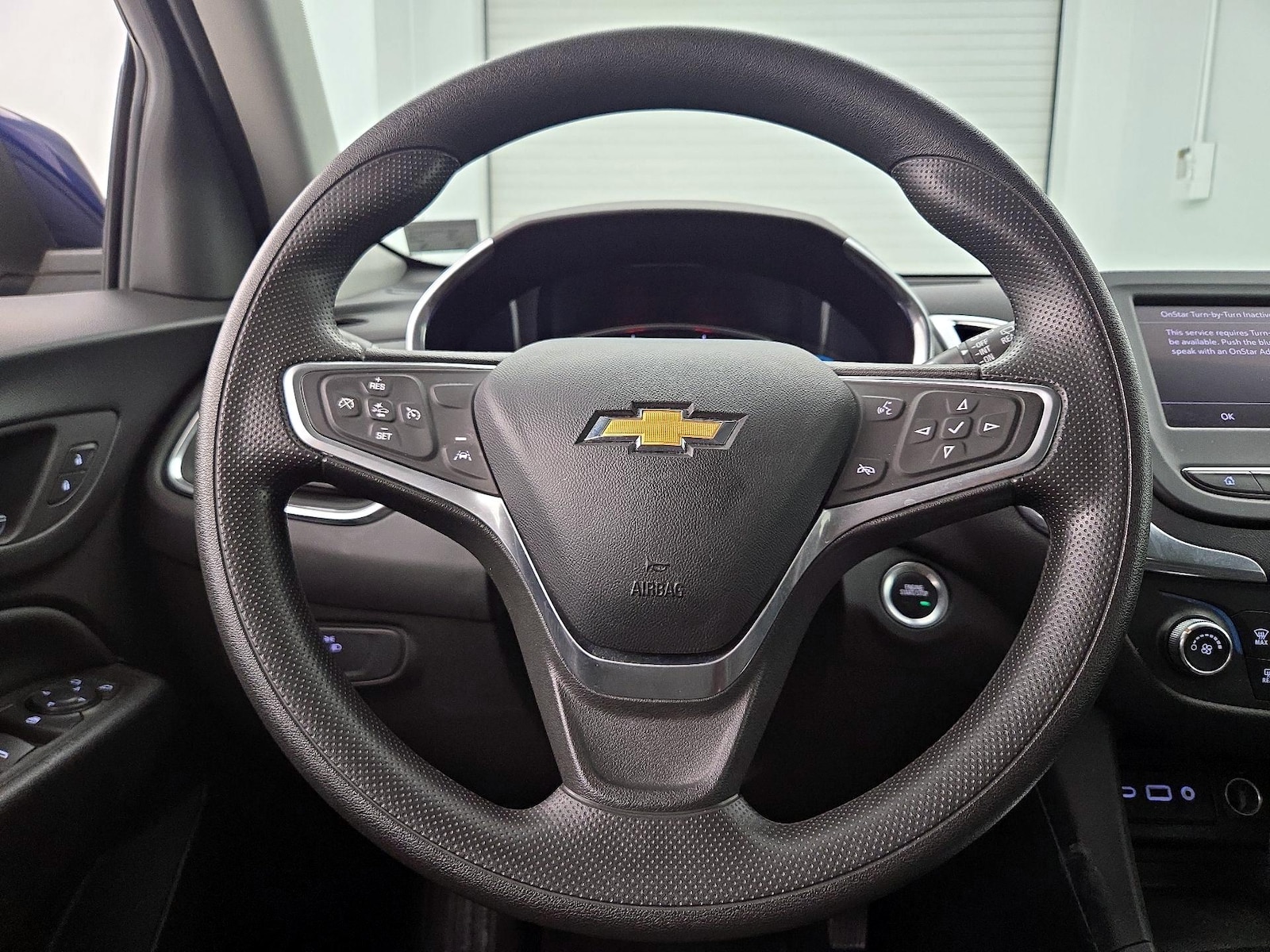 2022 Chevrolet Equinox LT - Photo 11