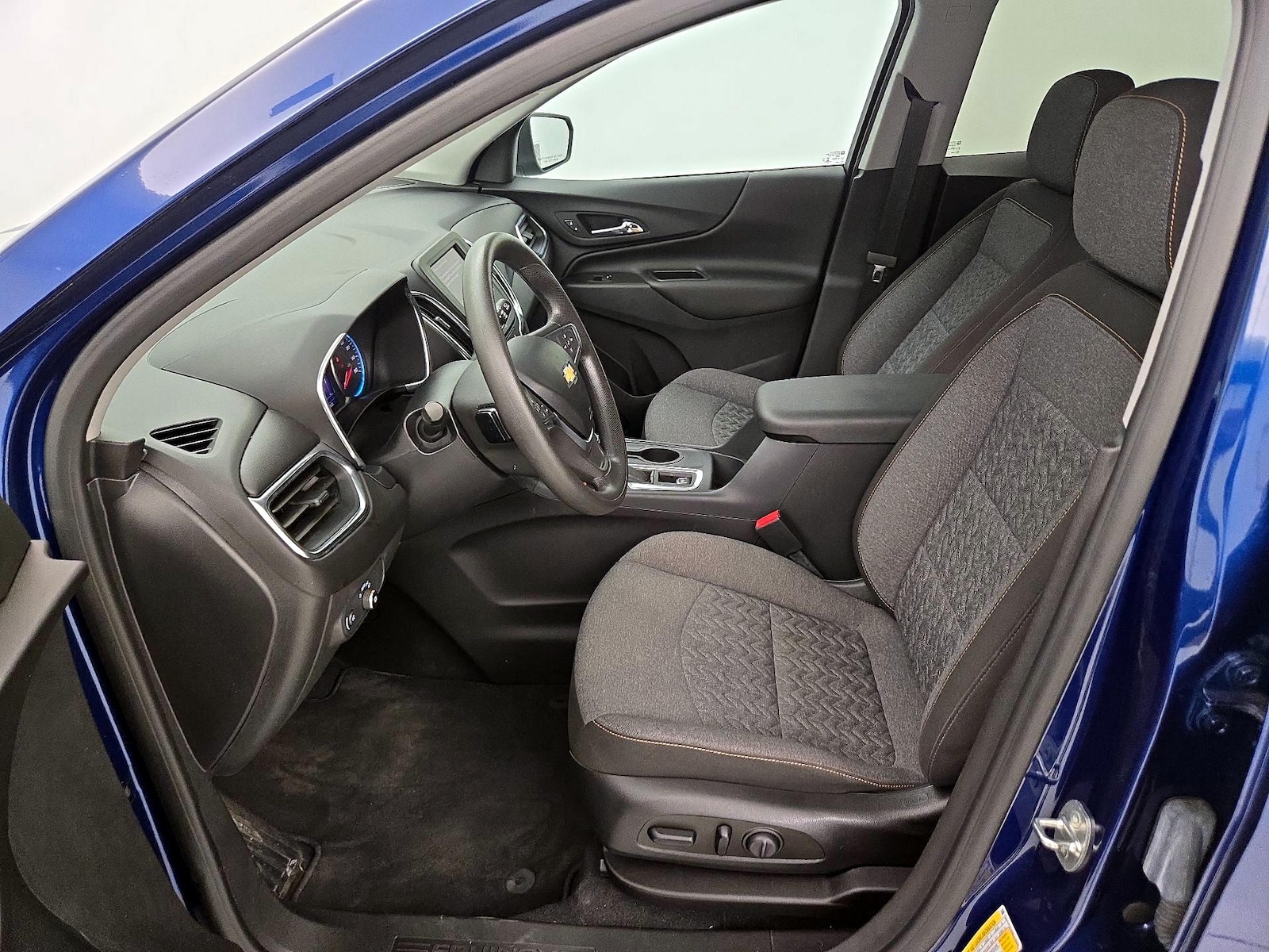 2022 Chevrolet Equinox LT - Photo 12