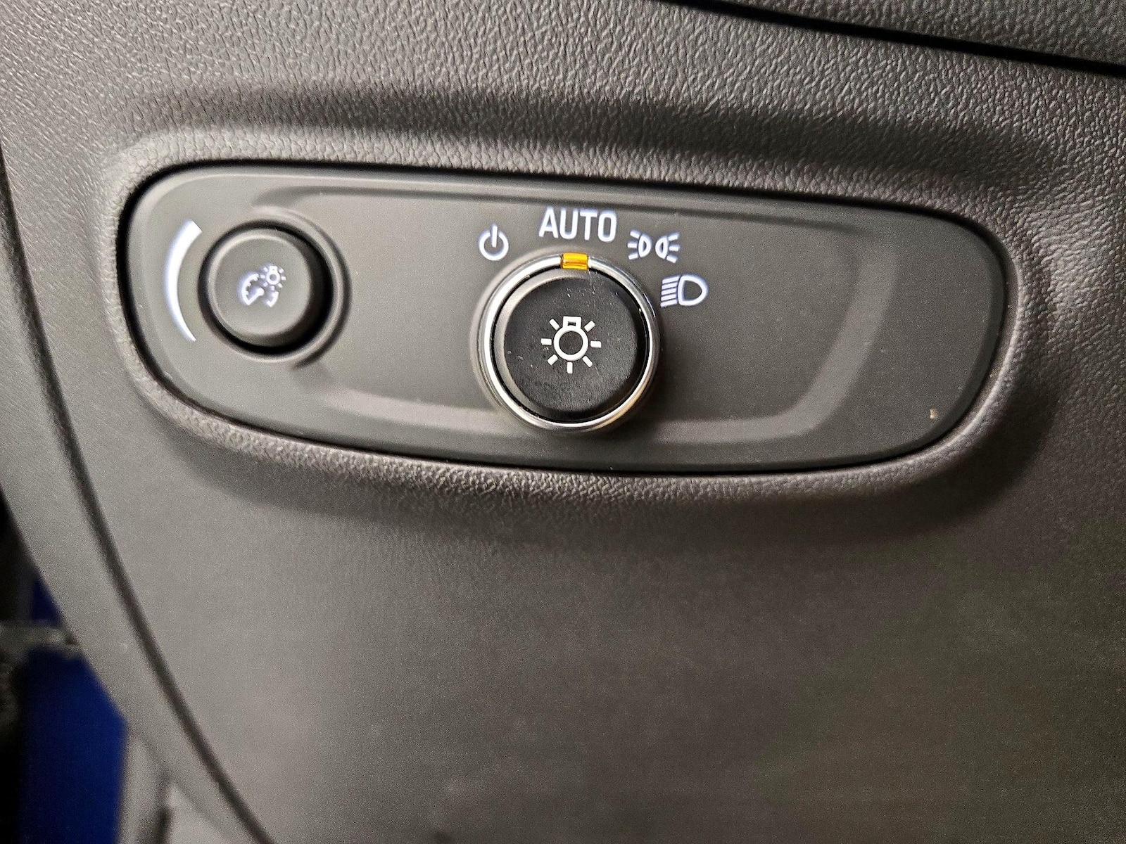 2022 Chevrolet Equinox LT - Photo 14