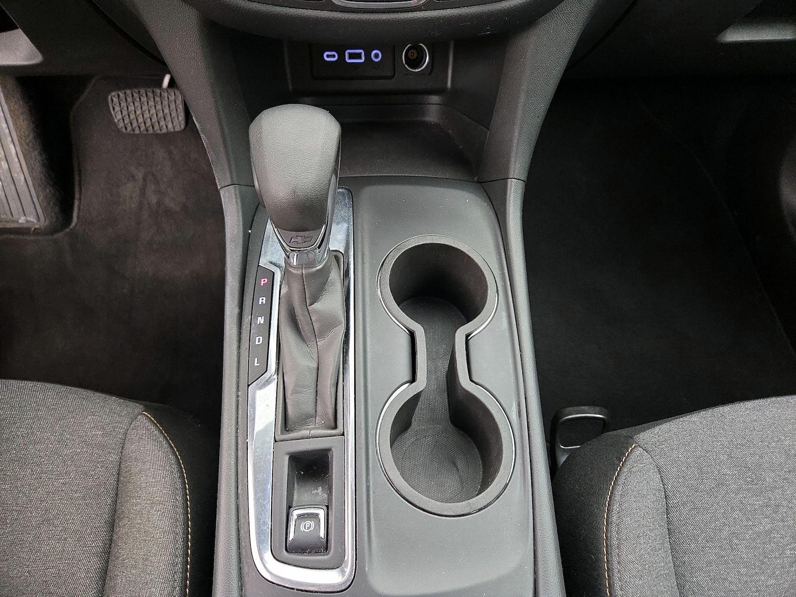 2022 Chevrolet Equinox LT - Photo 18