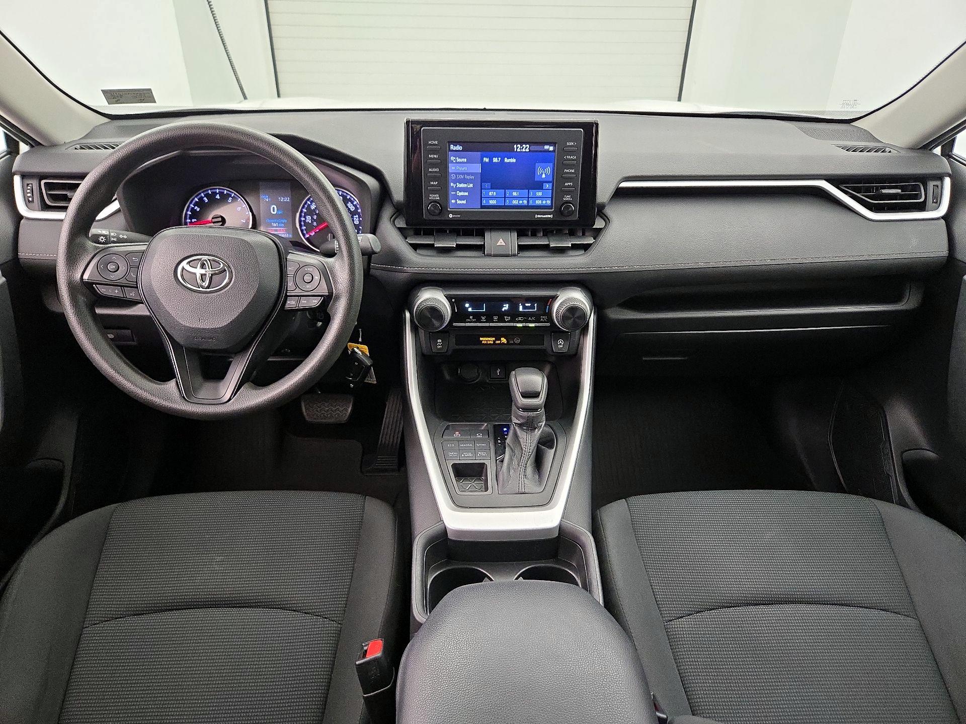 Thumbnail: 2021 Toyota RAV4 - 9