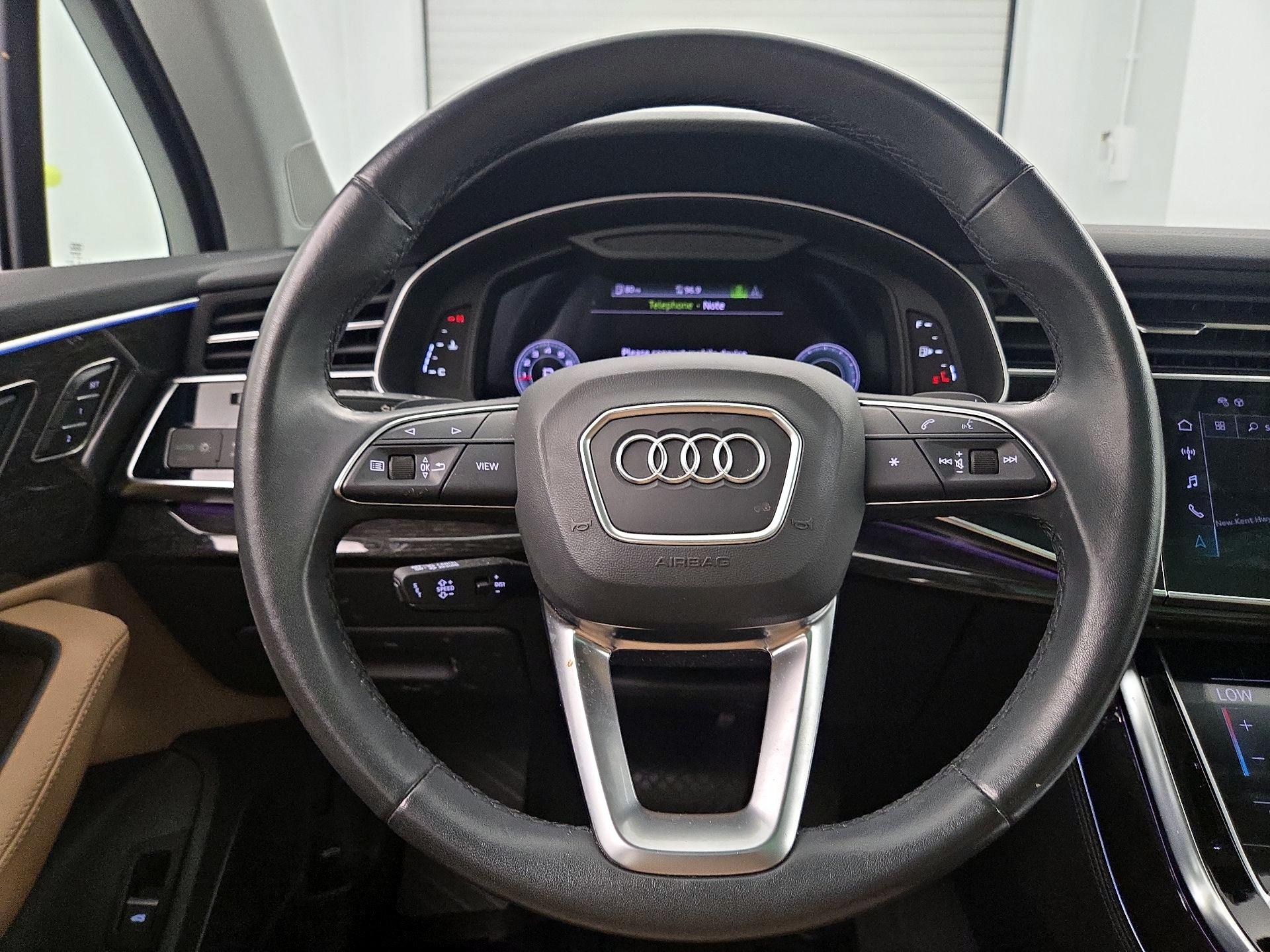 Thumbnail: 2023 Audi Q7 - 10