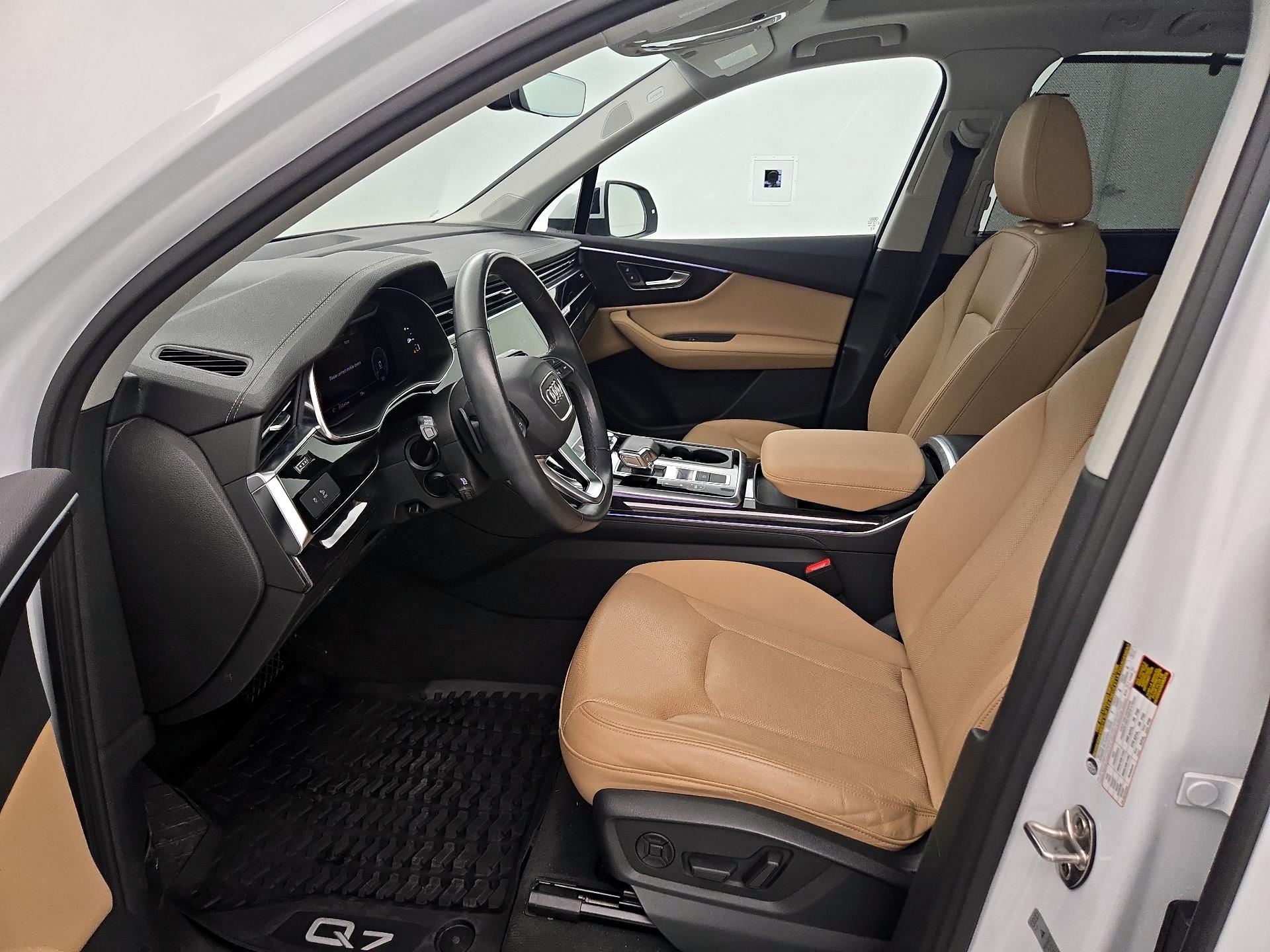 Thumbnail: 2023 Audi Q7 - 11