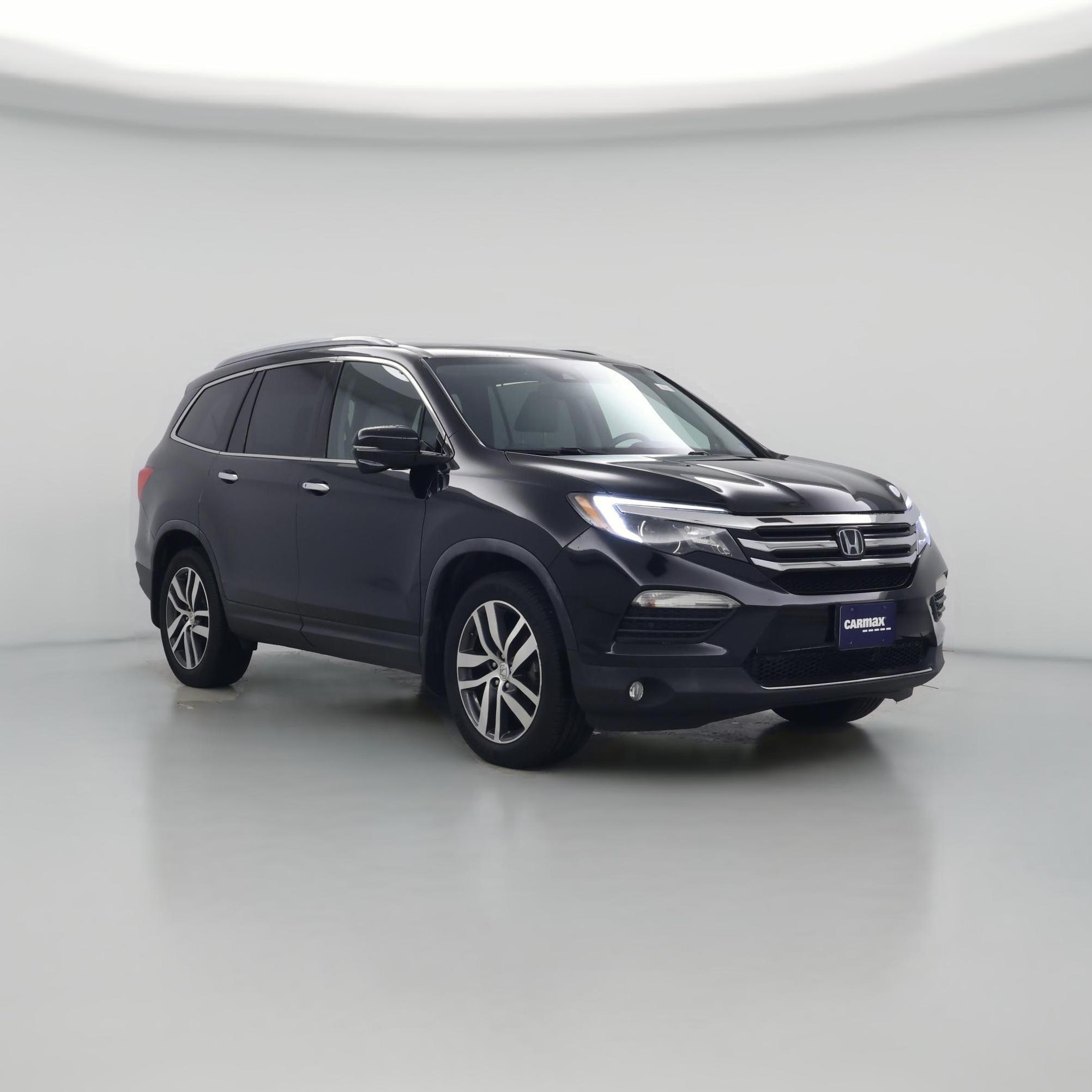 Thumbnail: 2017 Honda Pilot - 1