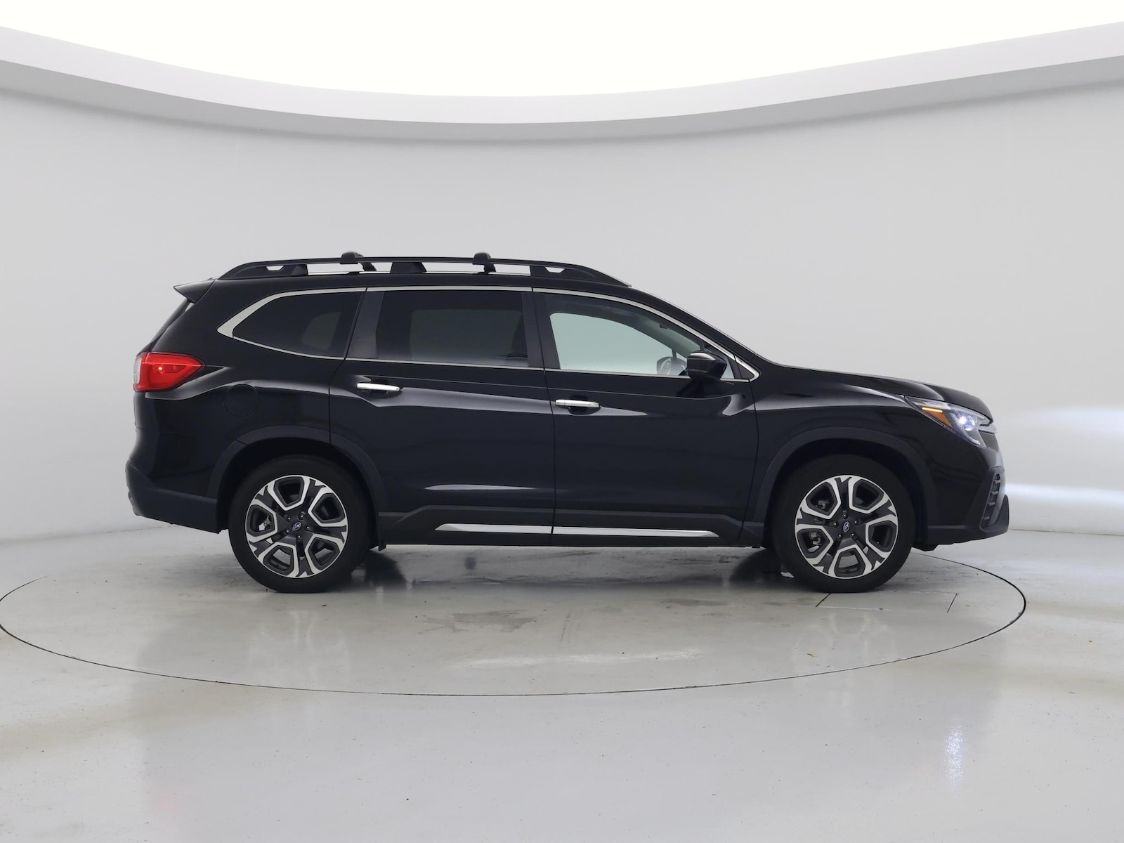 2024 Subaru Ascent Touring - Photo 8