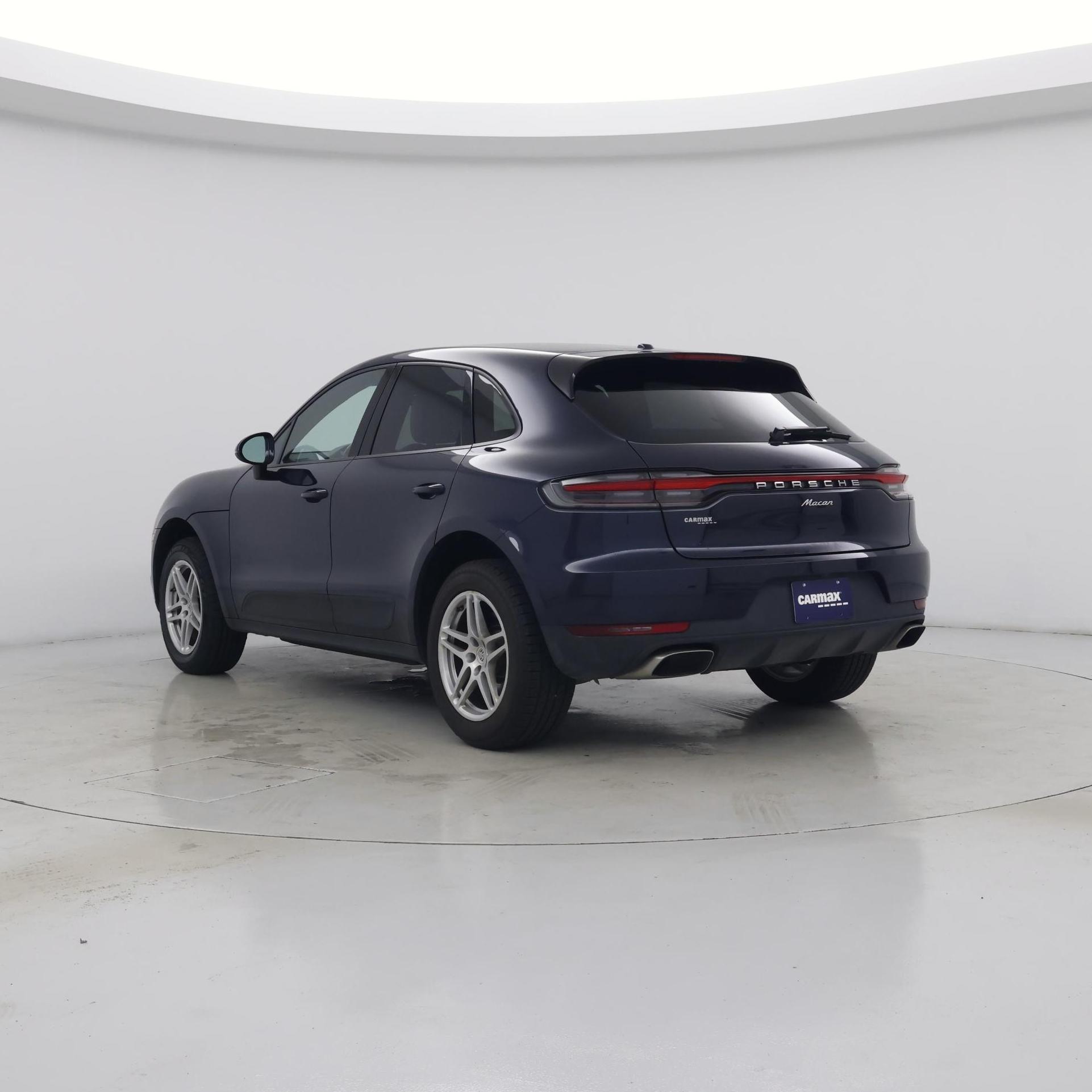 Thumbnail: 2021 Porsche Macan - 2