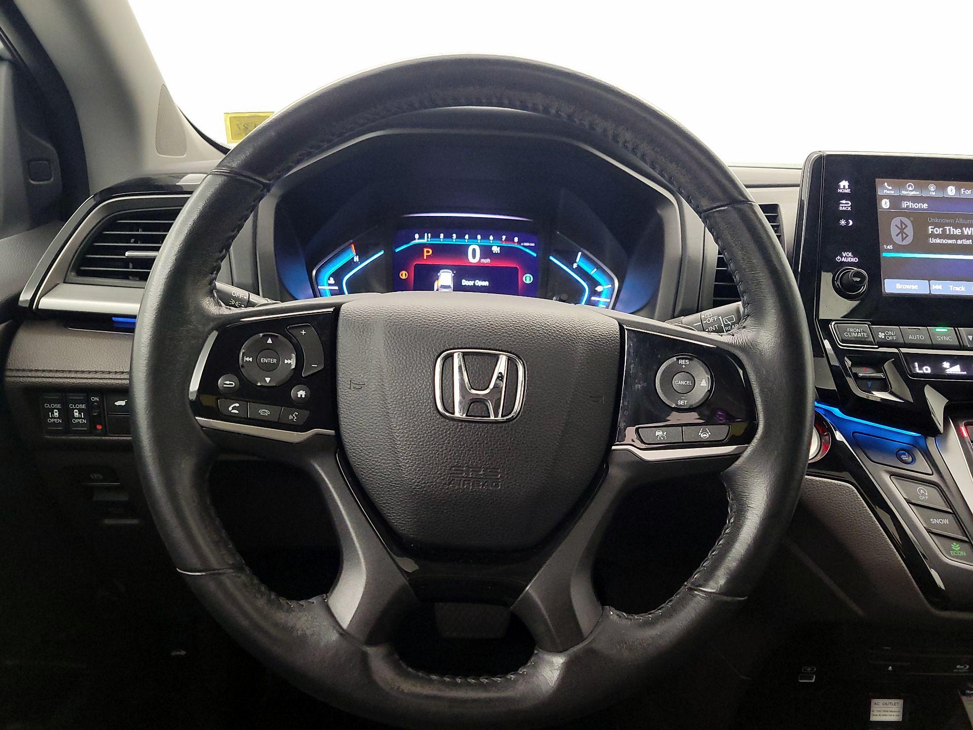 Thumbnail: 2023 Honda Odyssey - 10