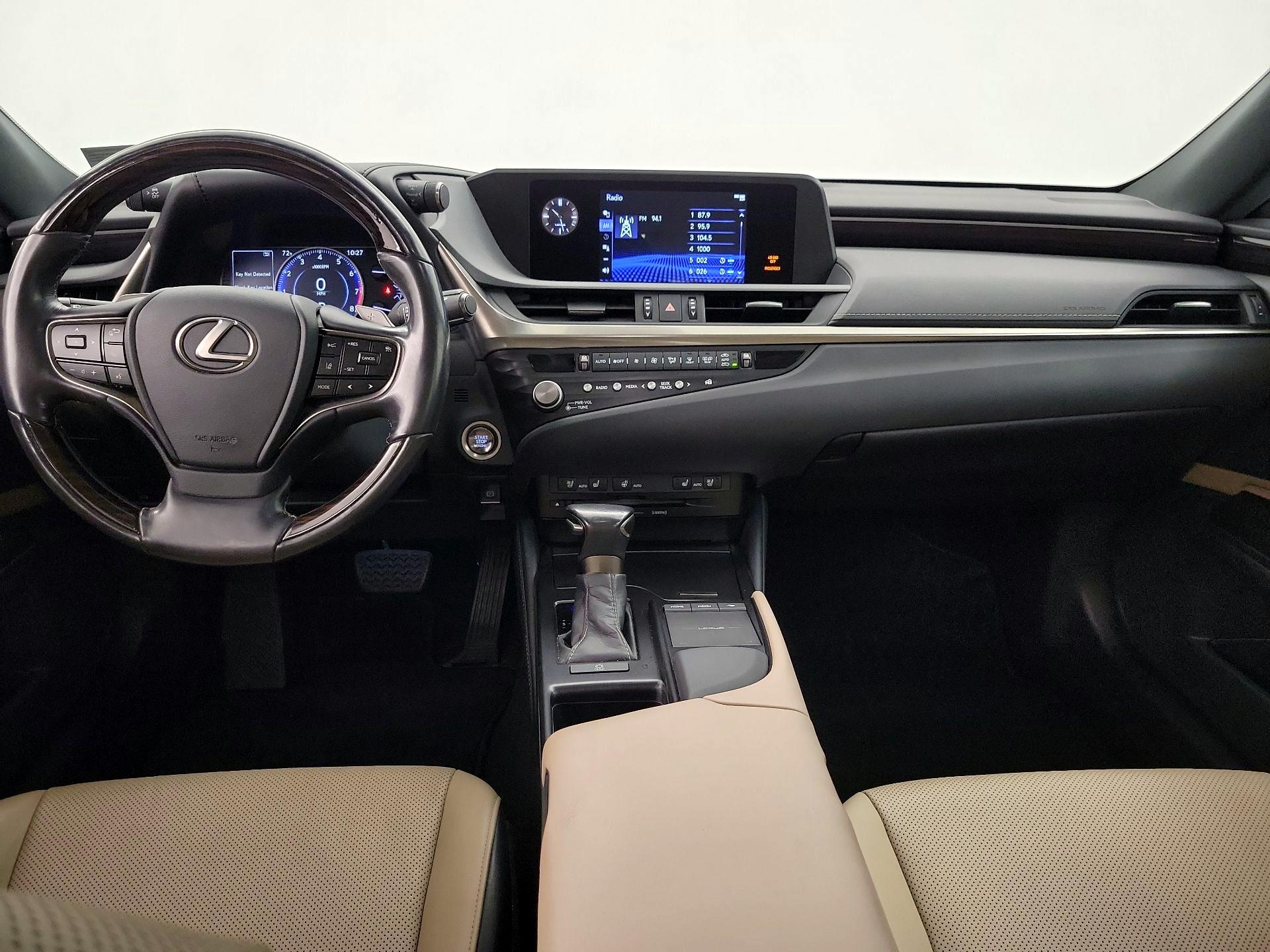 Thumbnail: 2021 Lexus ES - 9