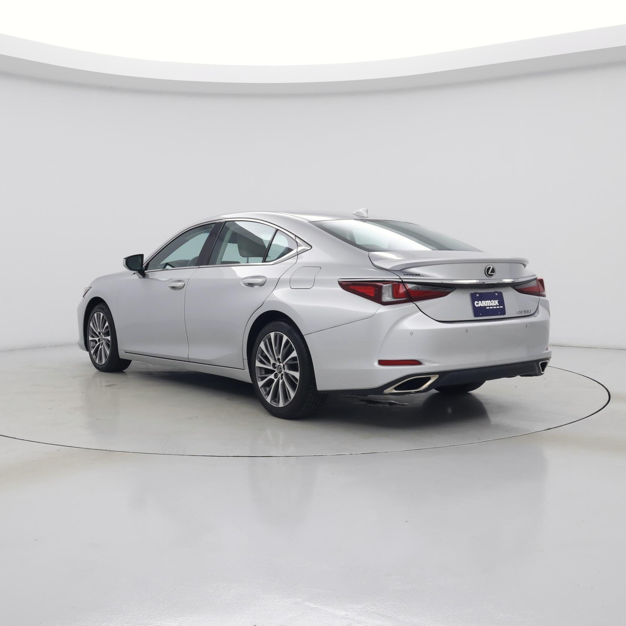 Thumbnail: 2021 Lexus ES - 2