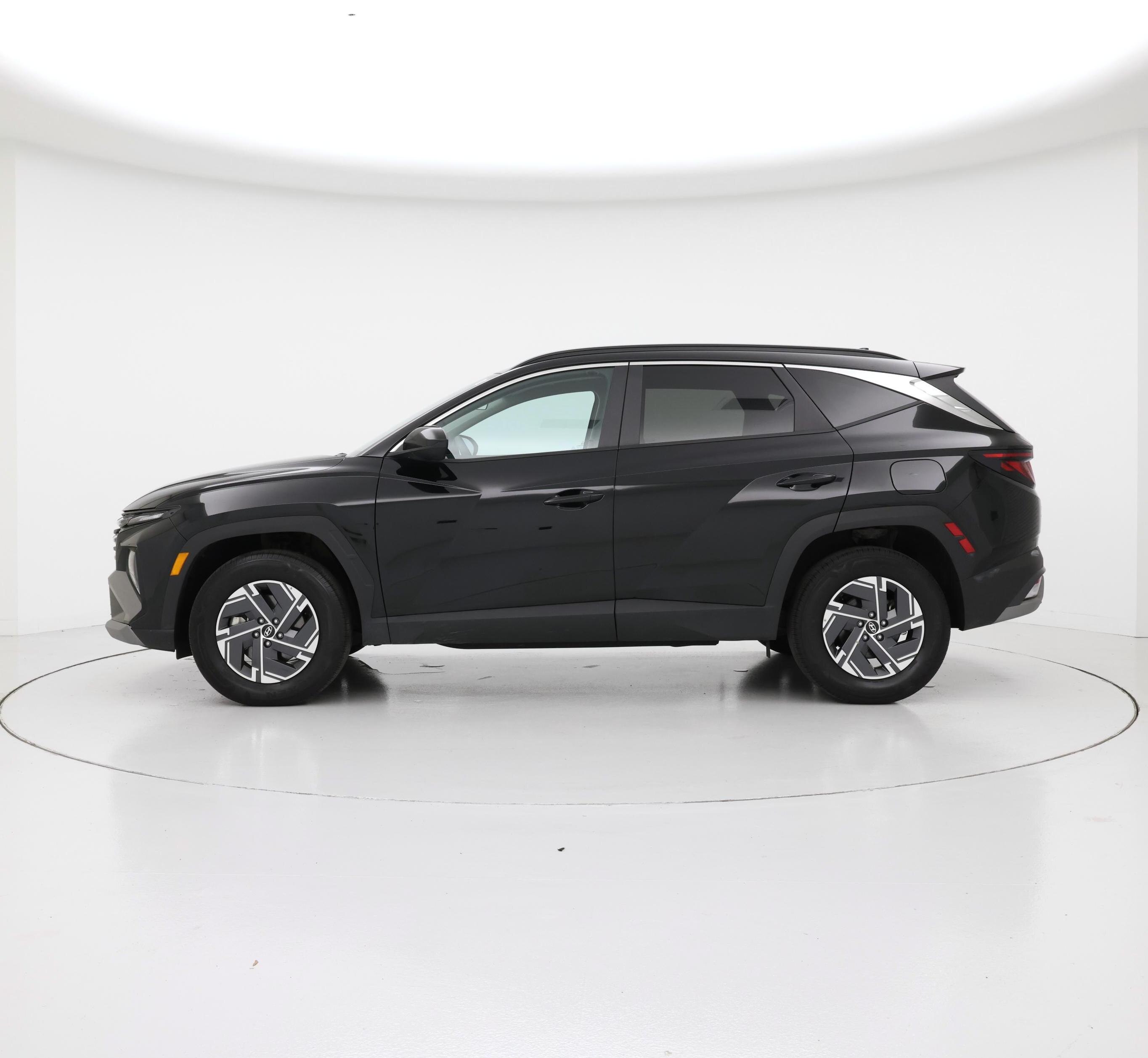 Thumbnail: 2025 Hyundai Tucson - 3