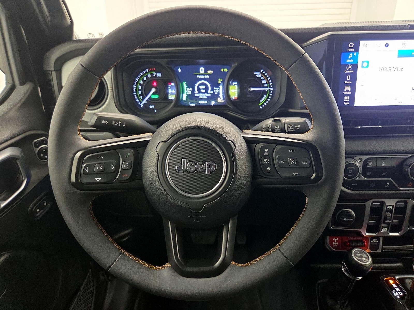 2024 Jeep Wrangler 4xe Willys 4XE - Photo 11