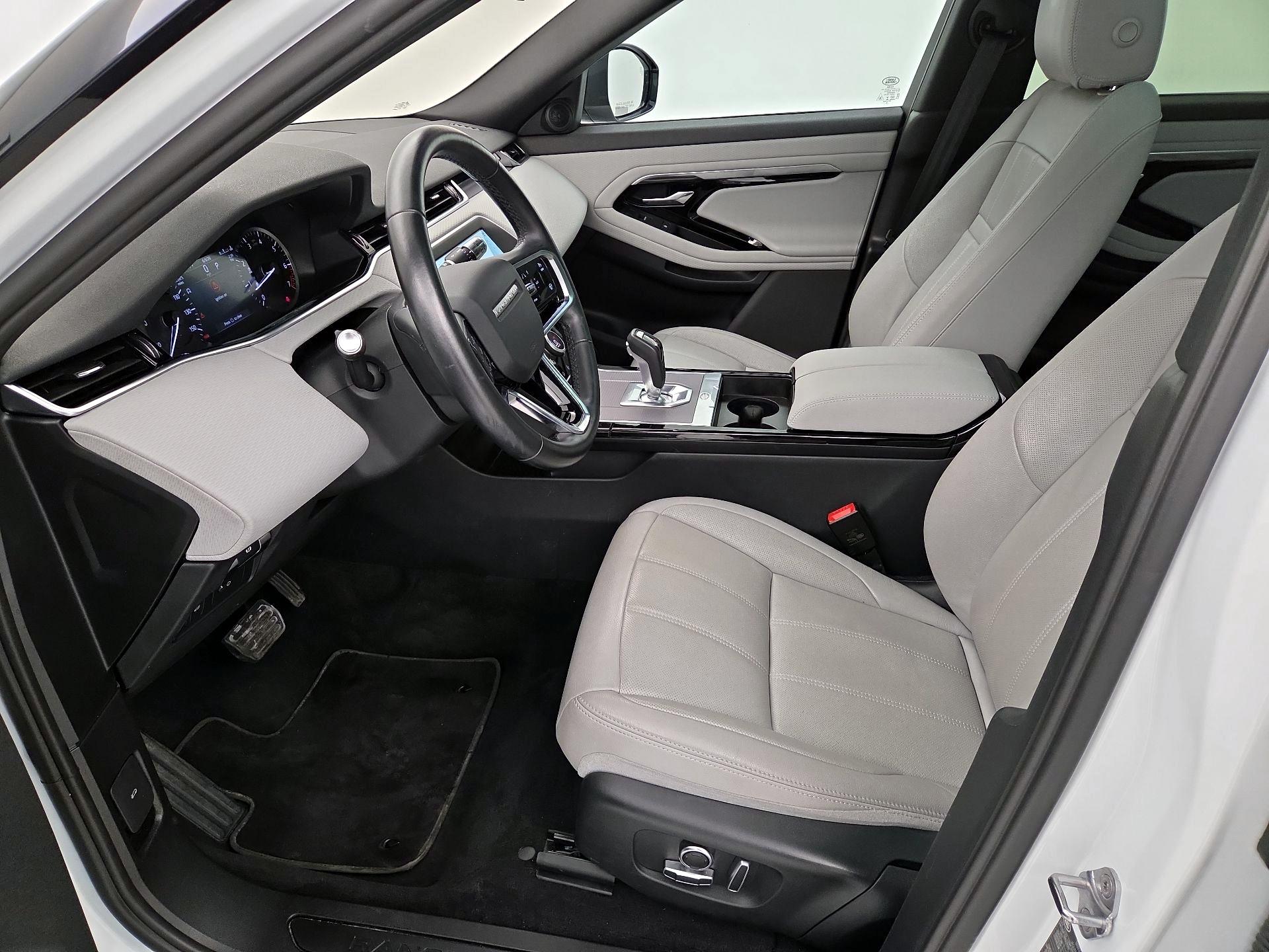 Thumbnail: 2021 Land Rover Range Rover Evoque - 11