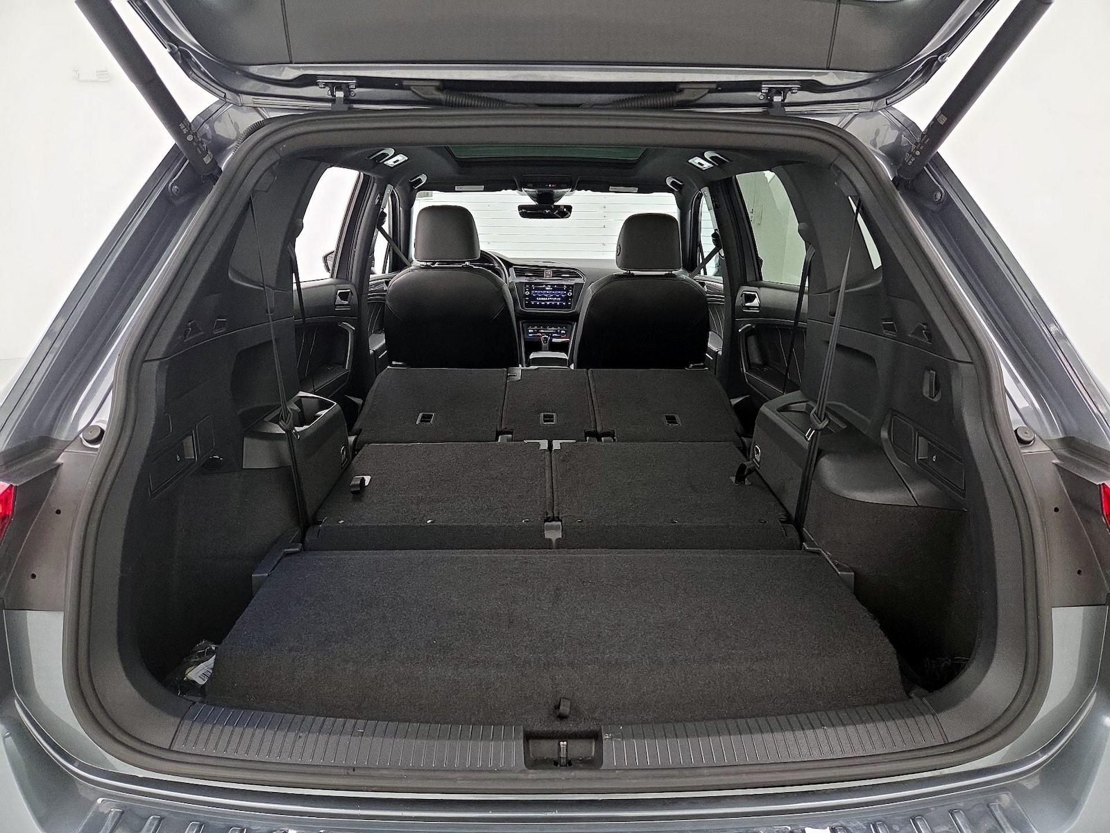 2022 Volkswagen Tiguan SE R-LINE BLACK - Photo 24