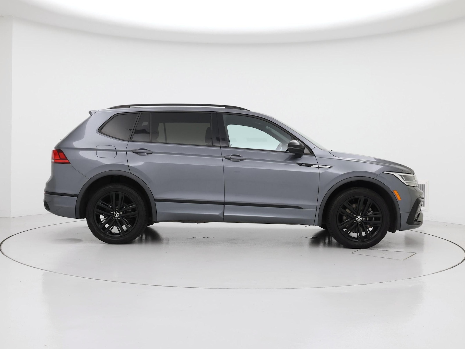 2022 Volkswagen Tiguan SE R-LINE BLACK - Photo 8