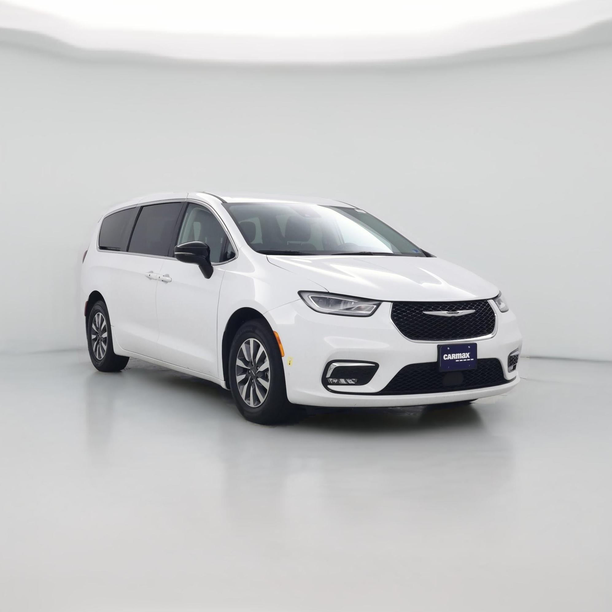 Thumbnail: 2024 Chrysler Pacifica - 1