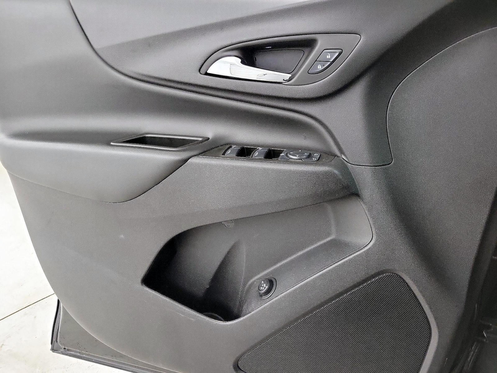2024 Chevrolet Equinox LT - Photo 13