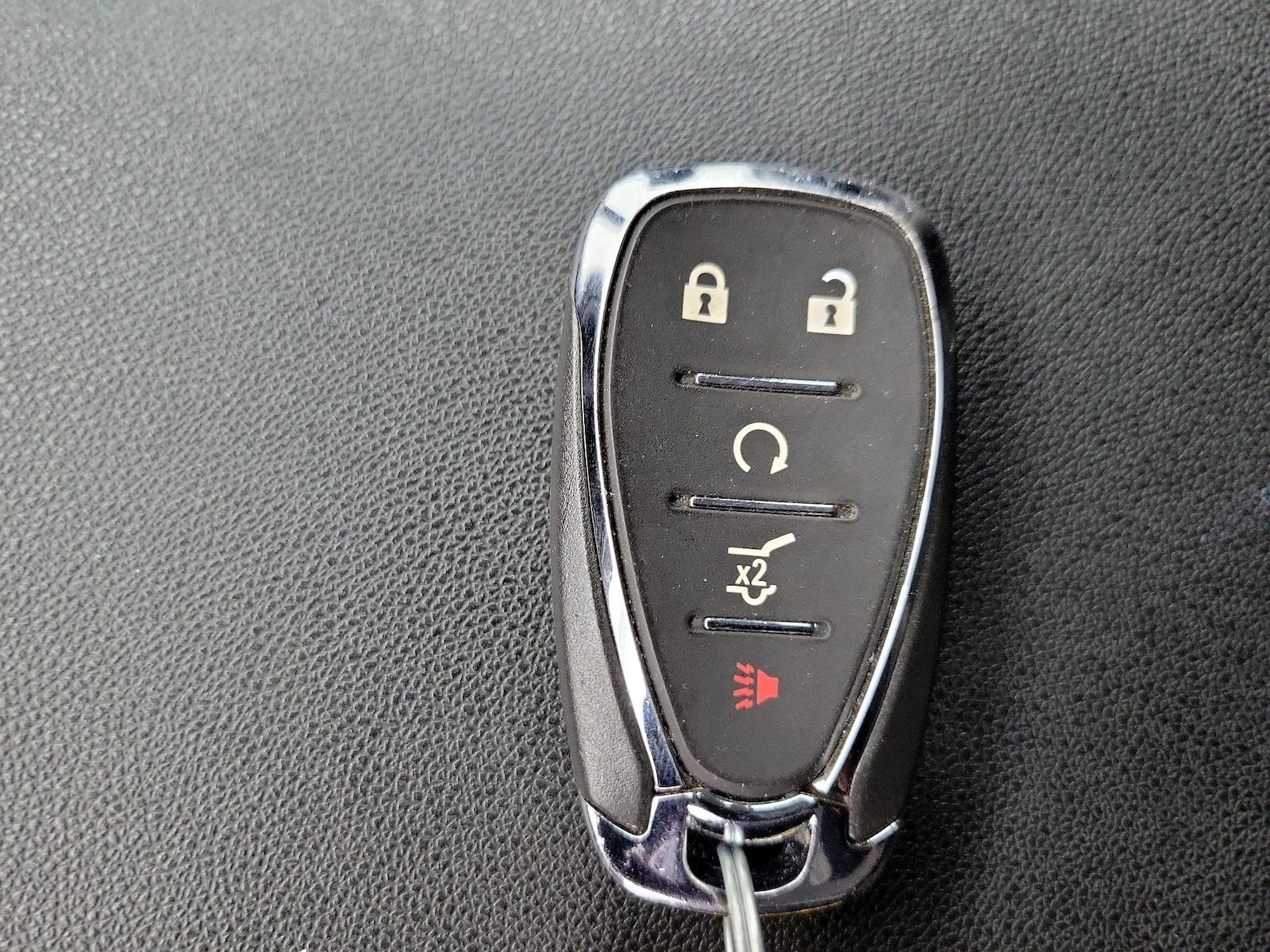 2024 Chevrolet Equinox LT - Photo 23