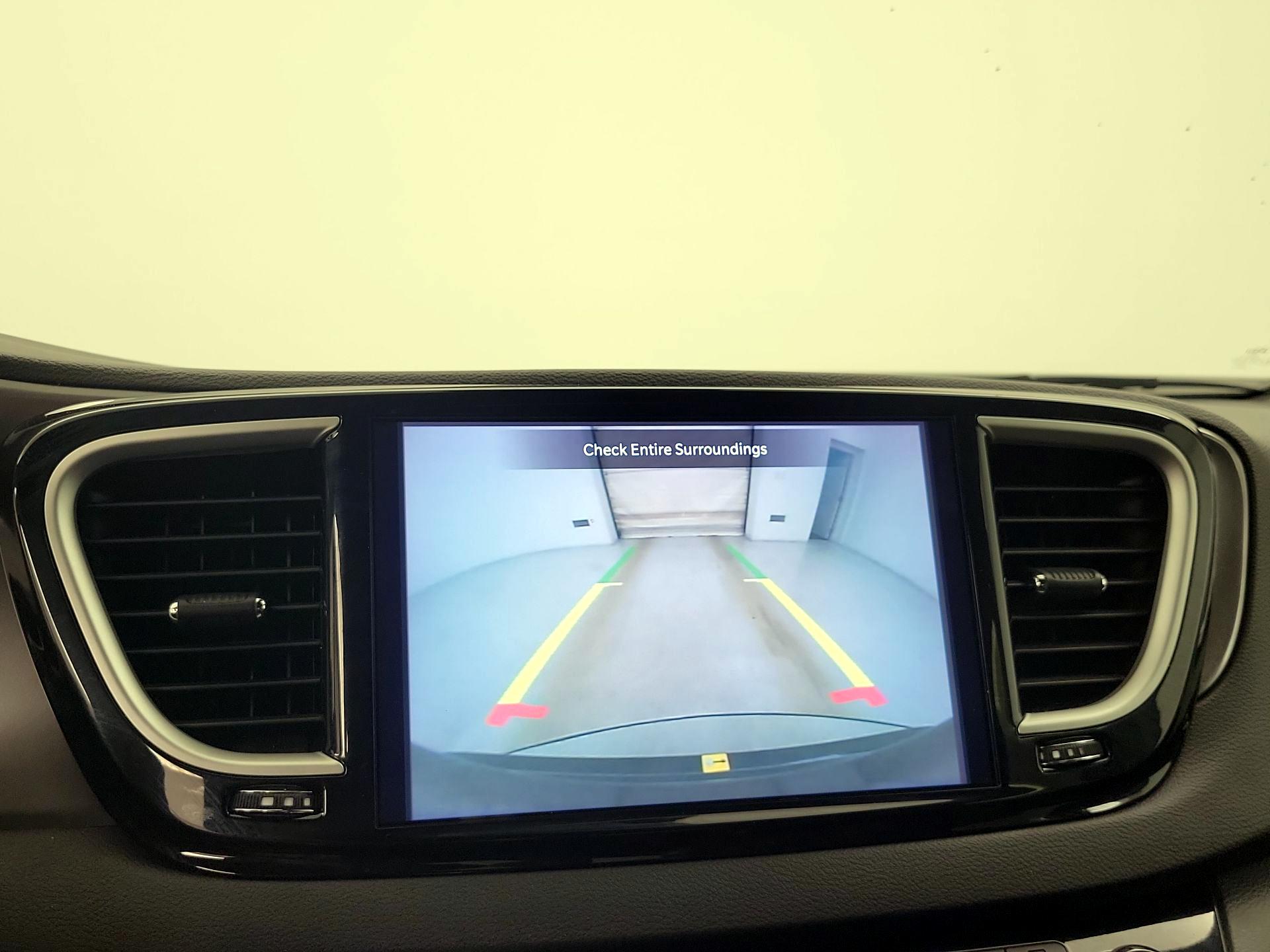 Thumbnail: 2025 Chrysler Pacifica - 14