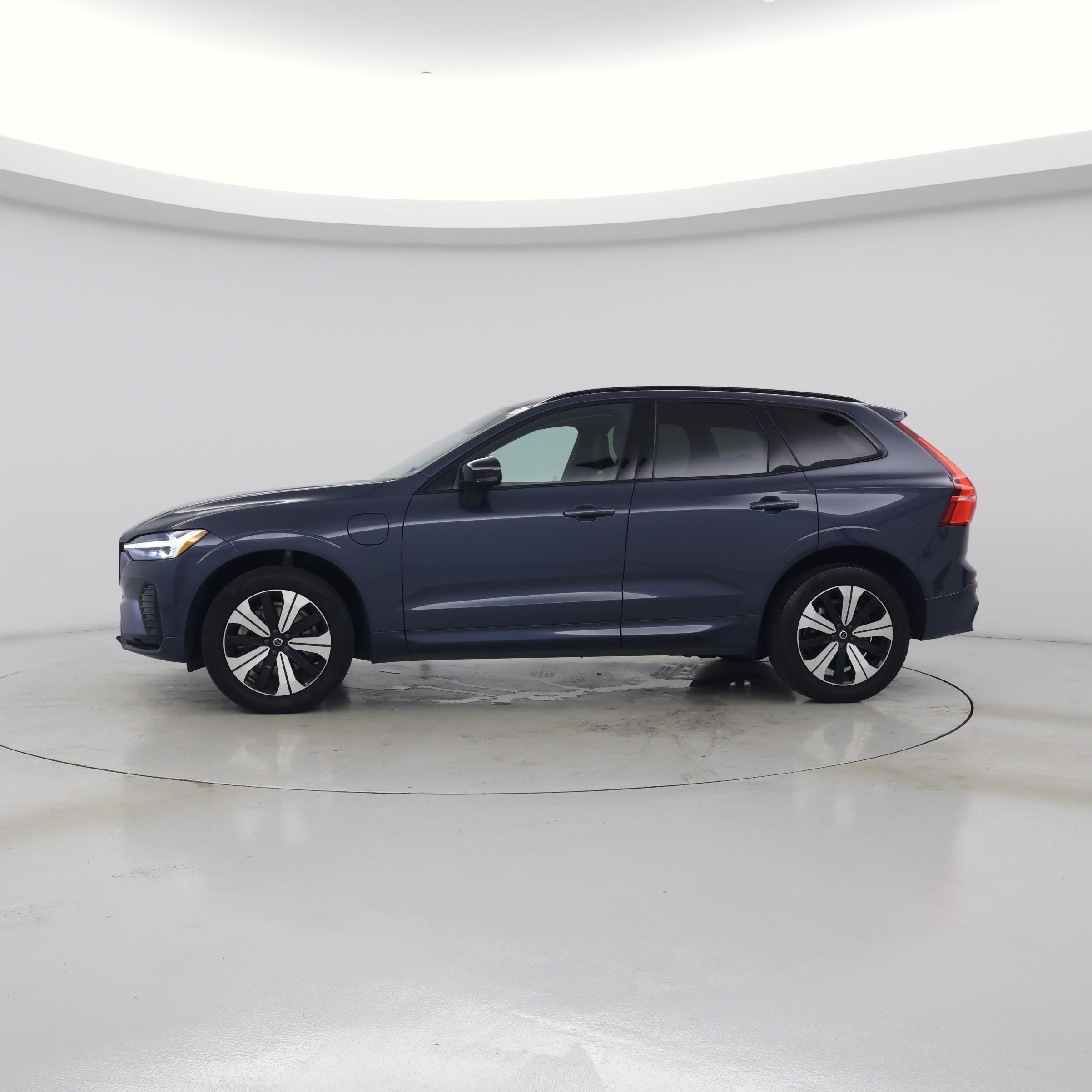 Thumbnail: 2024 Volvo XC60 - 3