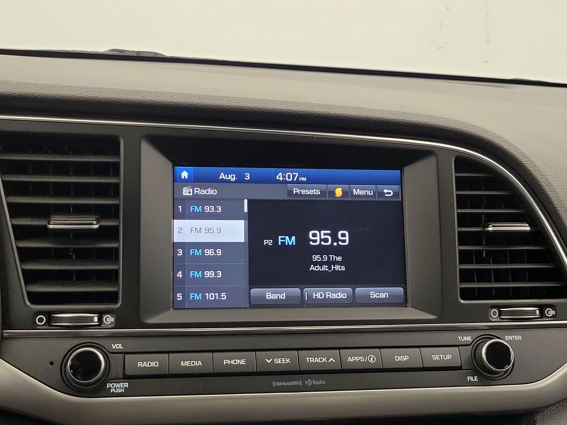 Thumbnail: 2018 Hyundai Elantra - 13