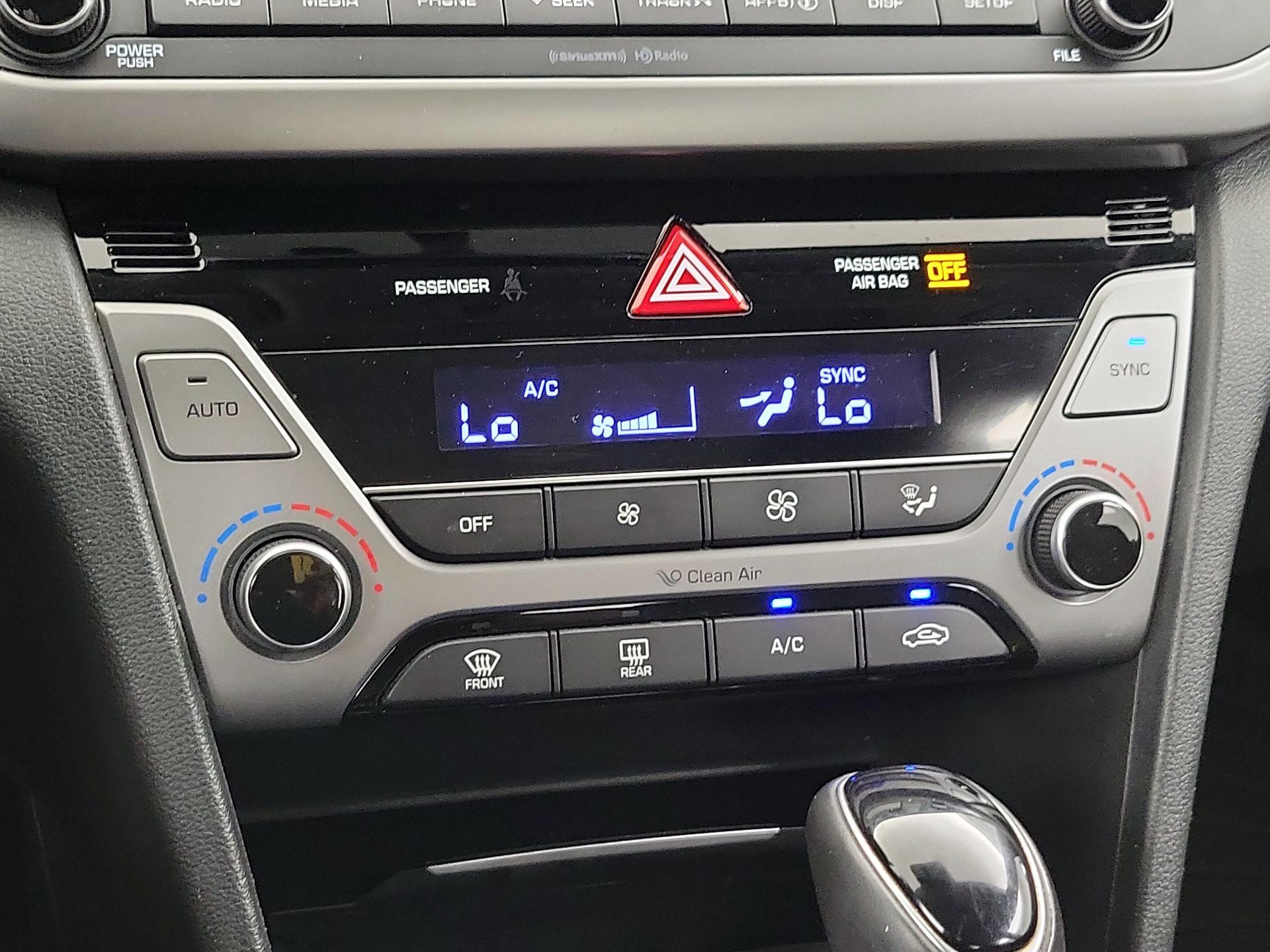 Thumbnail: 2018 Hyundai Elantra - 14
