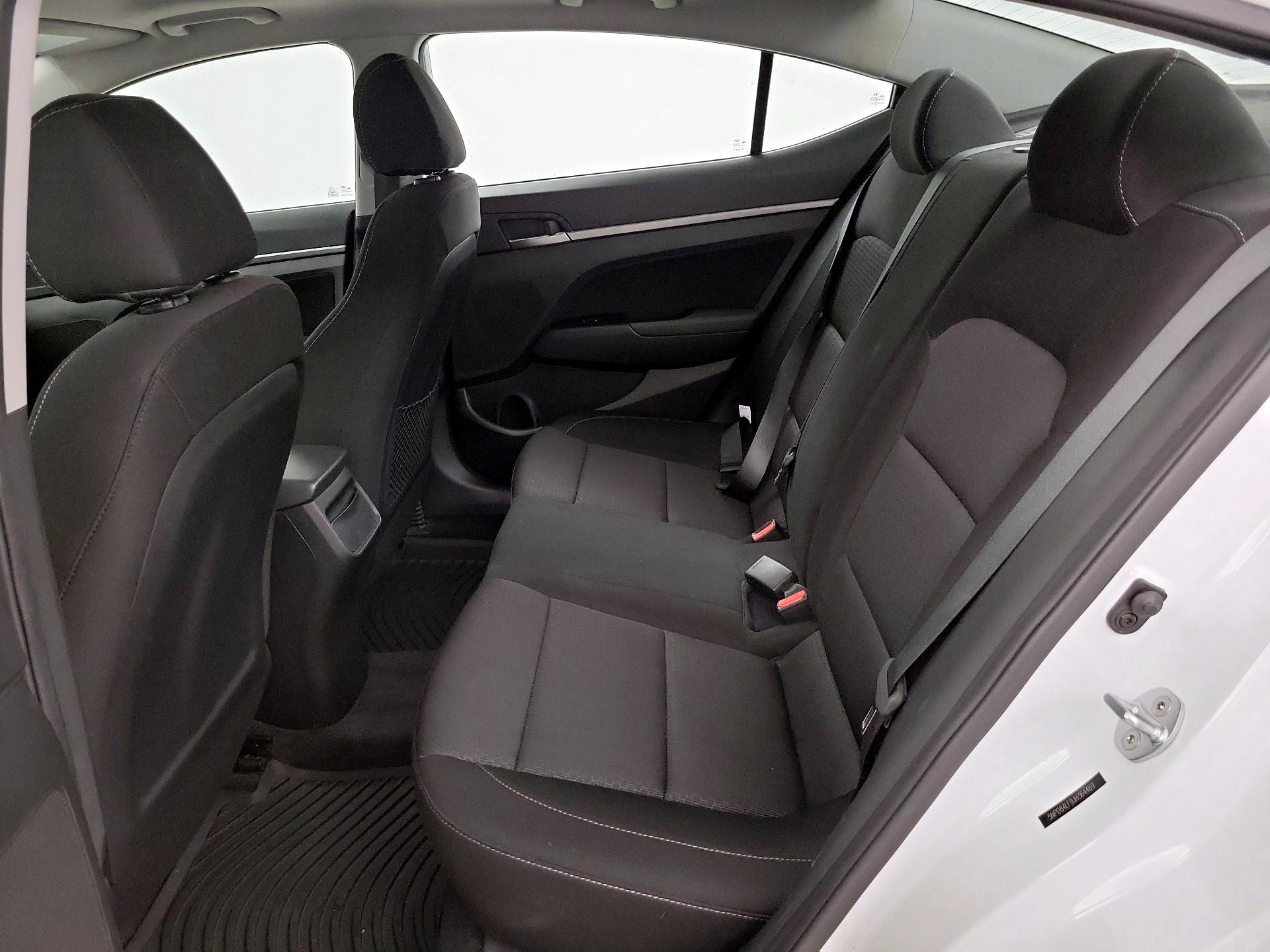 Thumbnail: 2018 Hyundai Elantra - 18