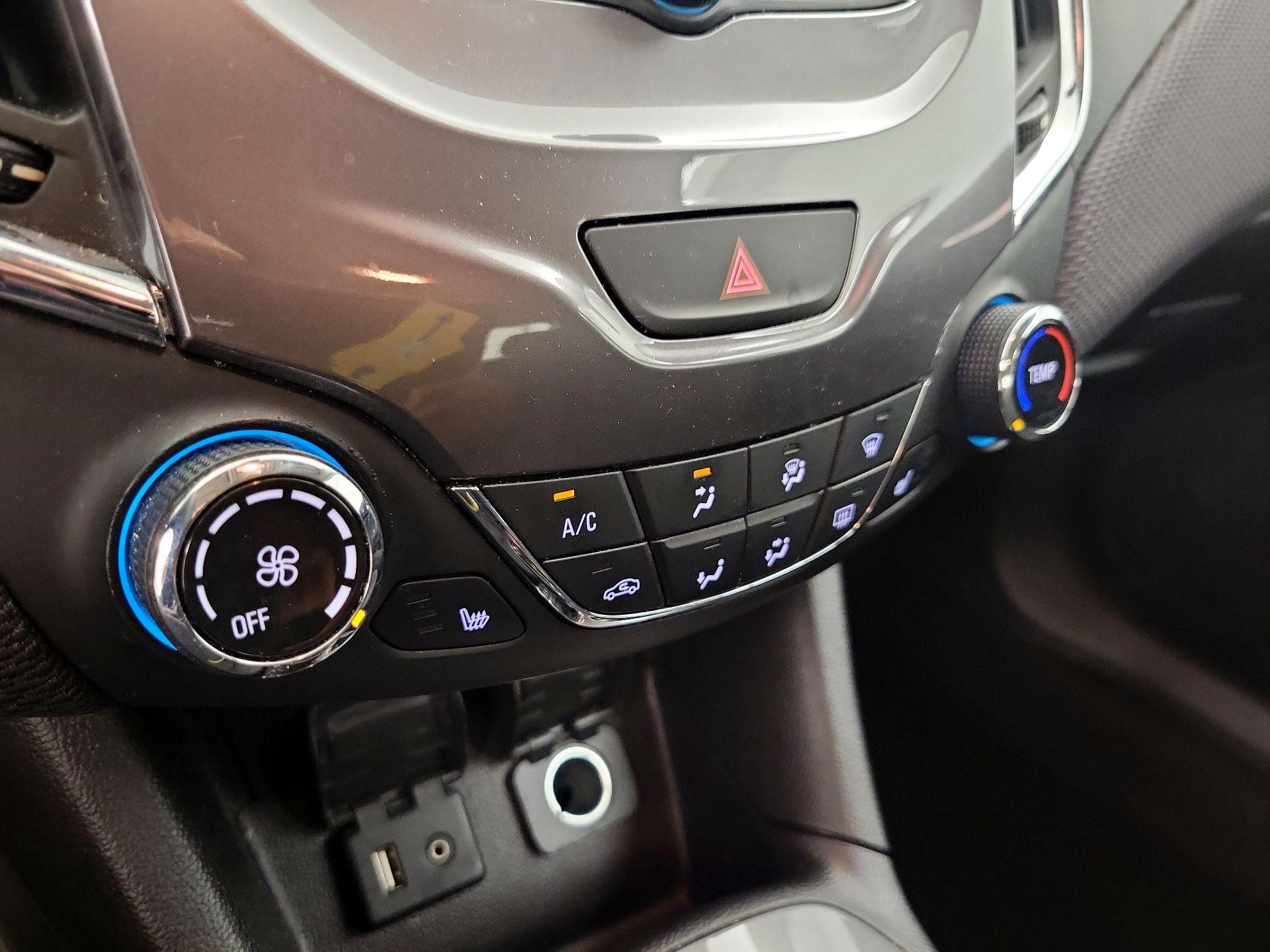 Thumbnail: 2016 Chevrolet Cruze - 16
