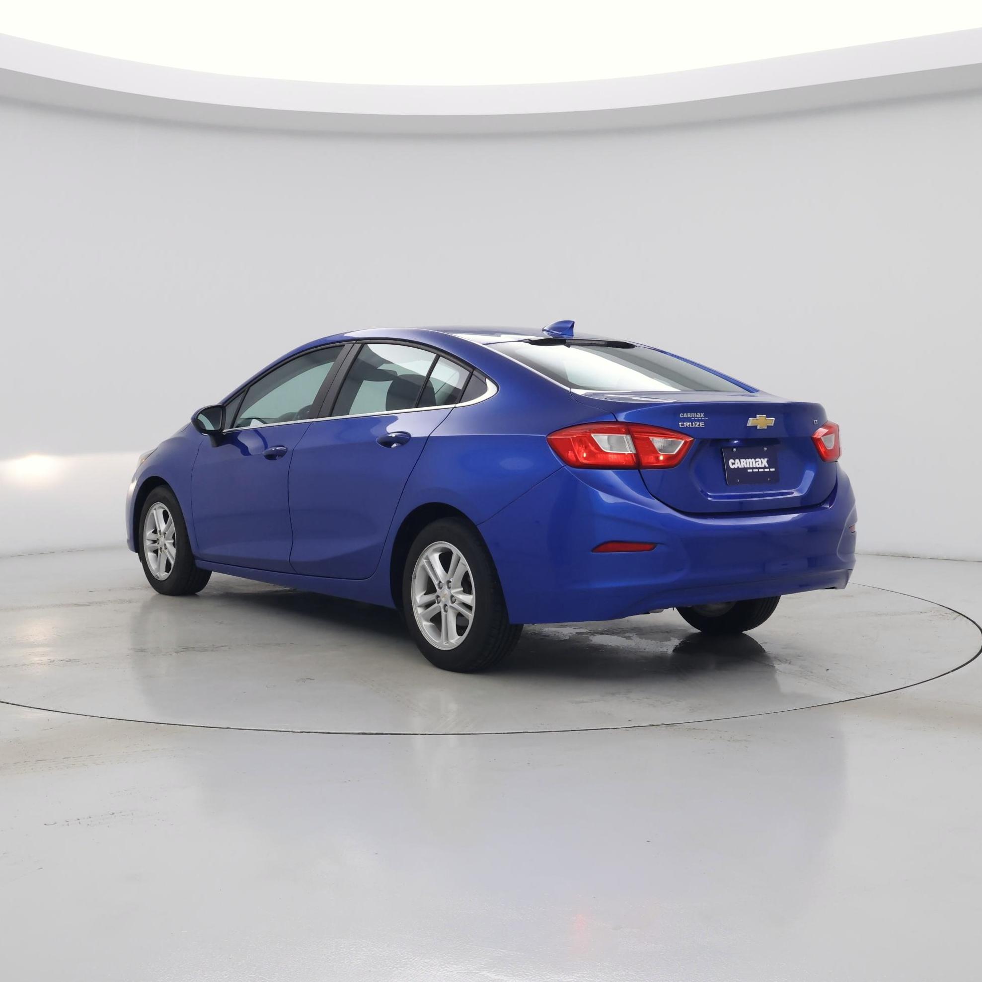 Thumbnail: 2016 Chevrolet Cruze - 2
