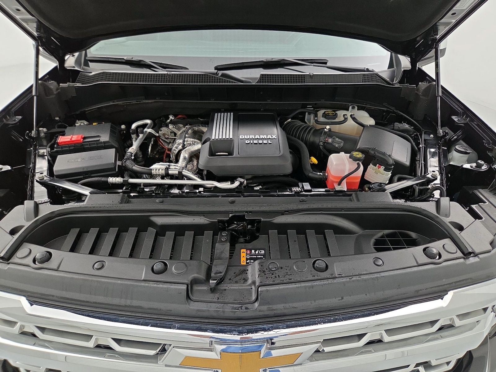 2025 Chevrolet Silverado 1500 LTZ - Photo 24