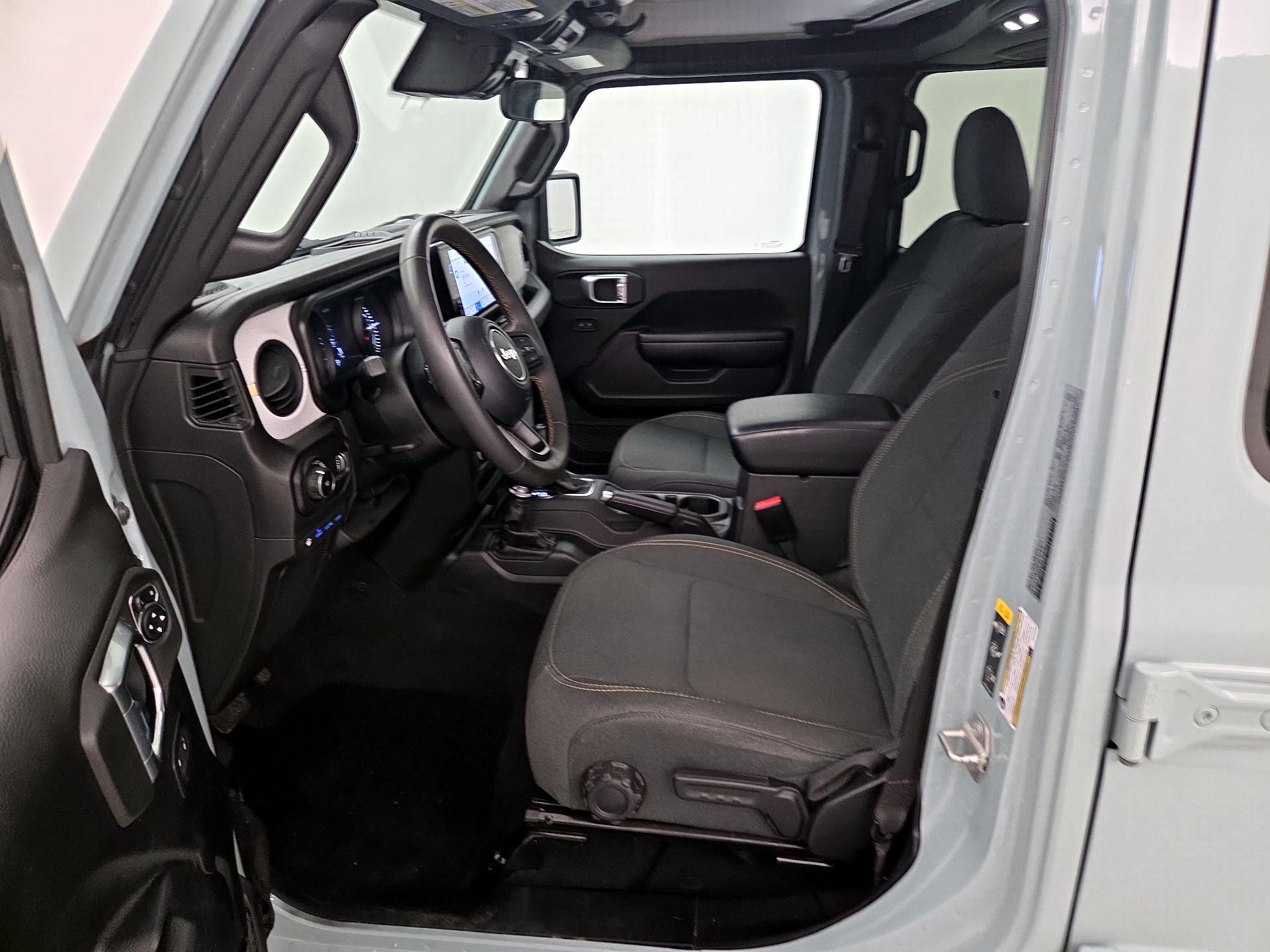 Thumbnail: 2024 Jeep Wrangler - 11