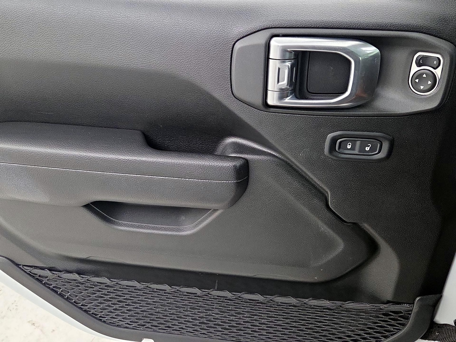 2024 Jeep Wrangler 4-Door Sport S - Photo 13