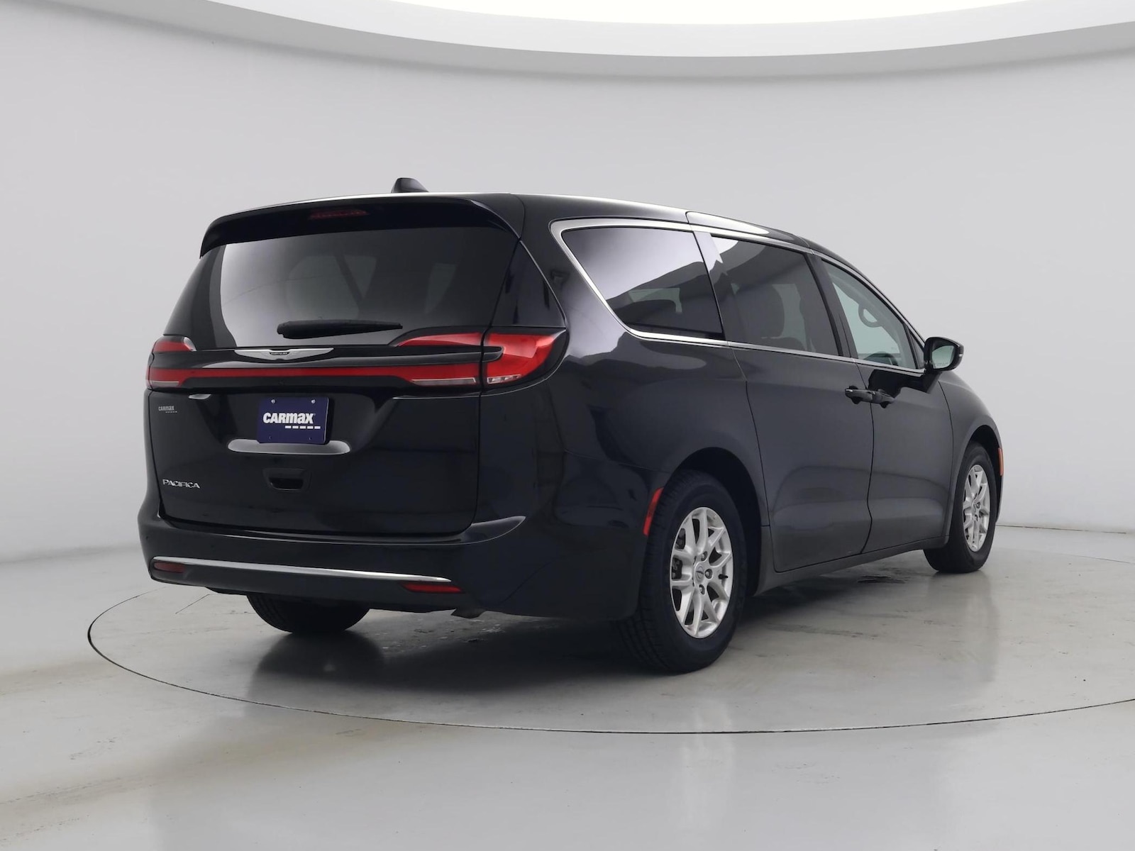 2024 Chrysler Pacifica Touring L - Photo 9