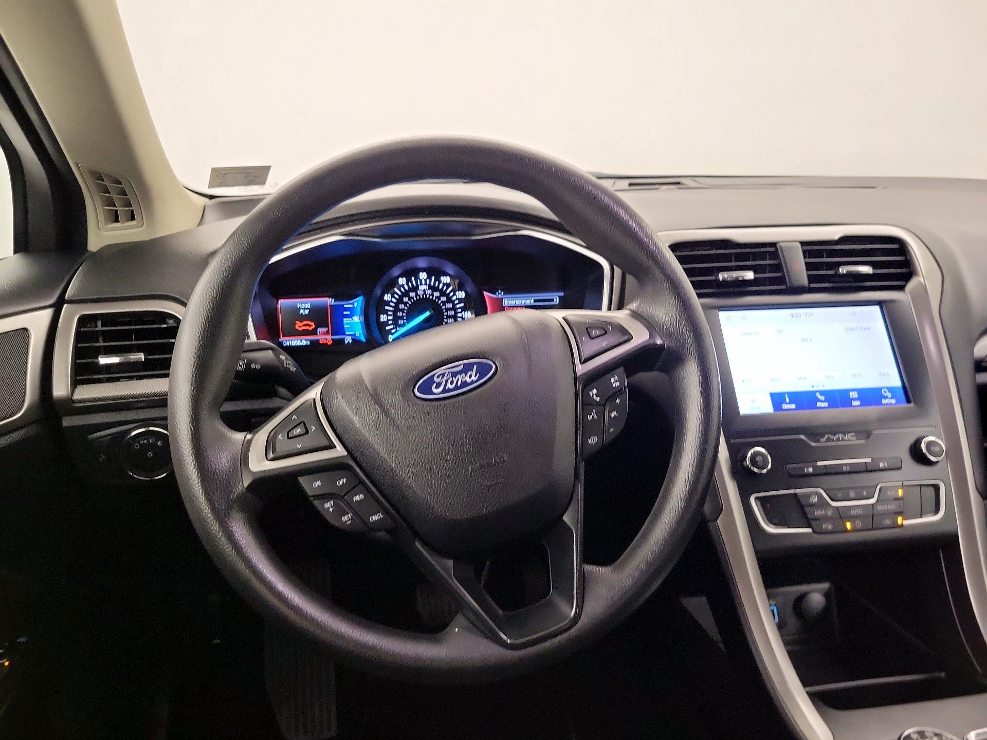 Thumbnail: 2020 Ford Fusion - 10