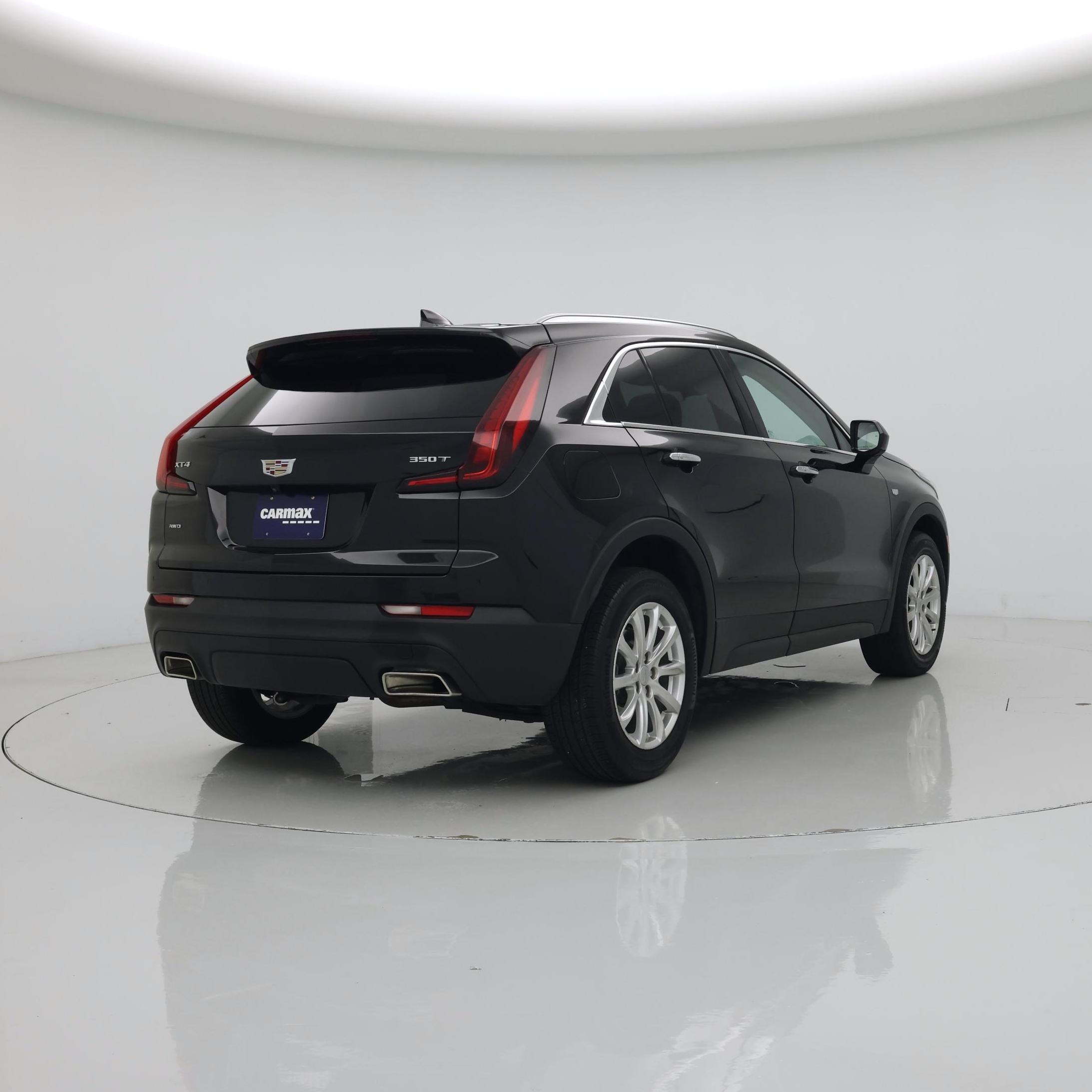 Thumbnail: 2023 Cadillac XT4 - 8