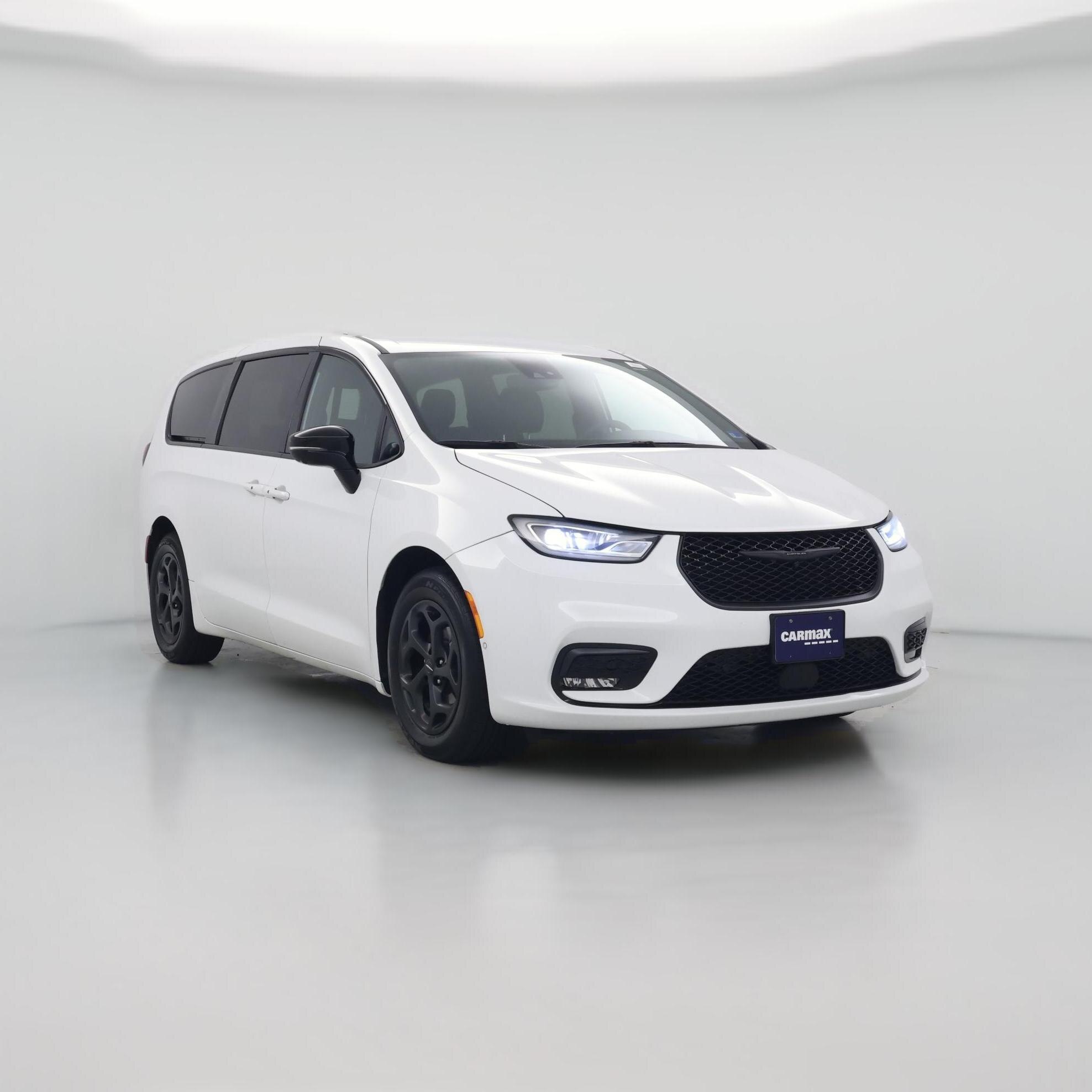 Thumbnail: 2024 Chrysler Pacifica - 1